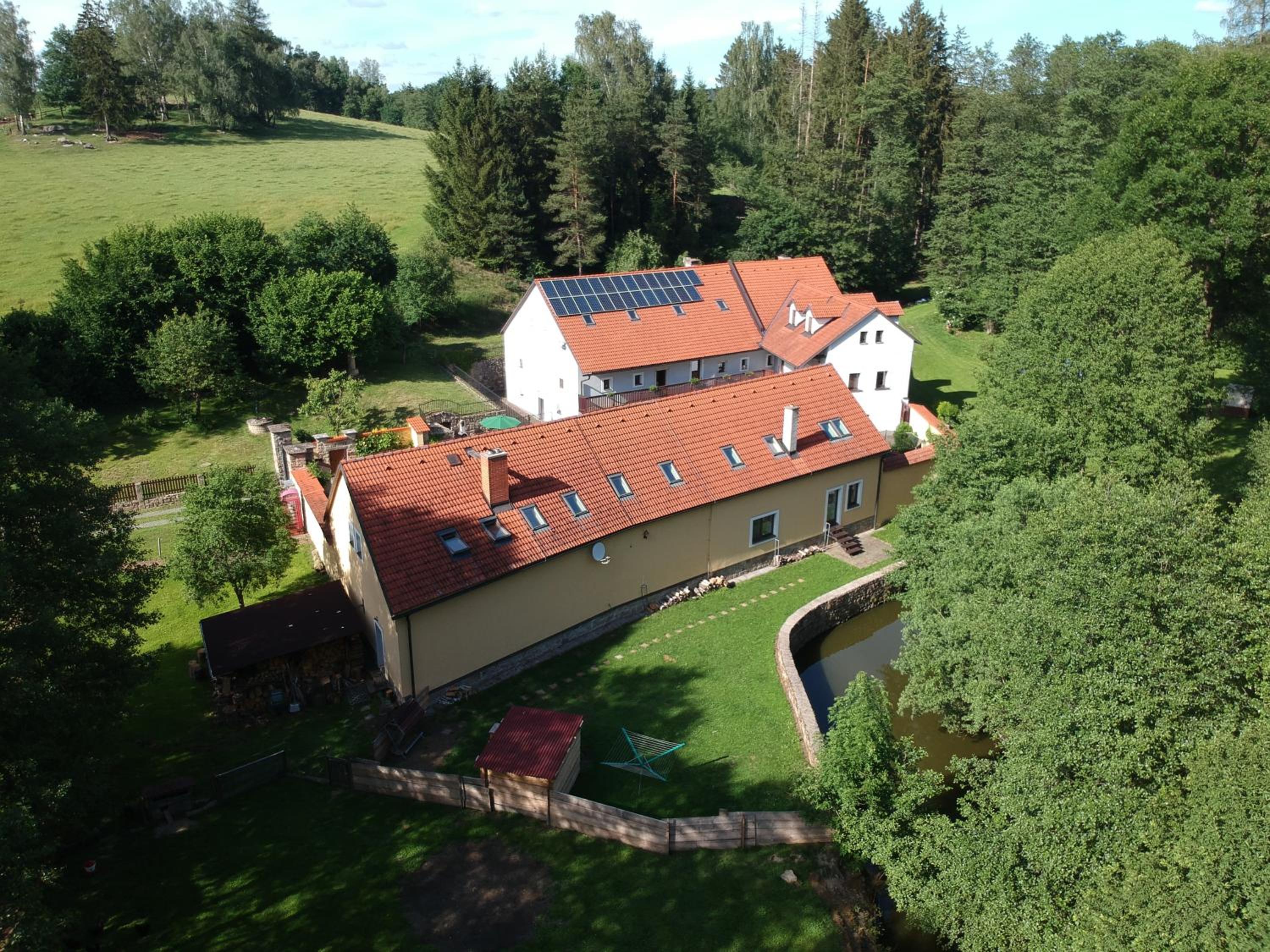 apartmany mlýn Strmilov view 3