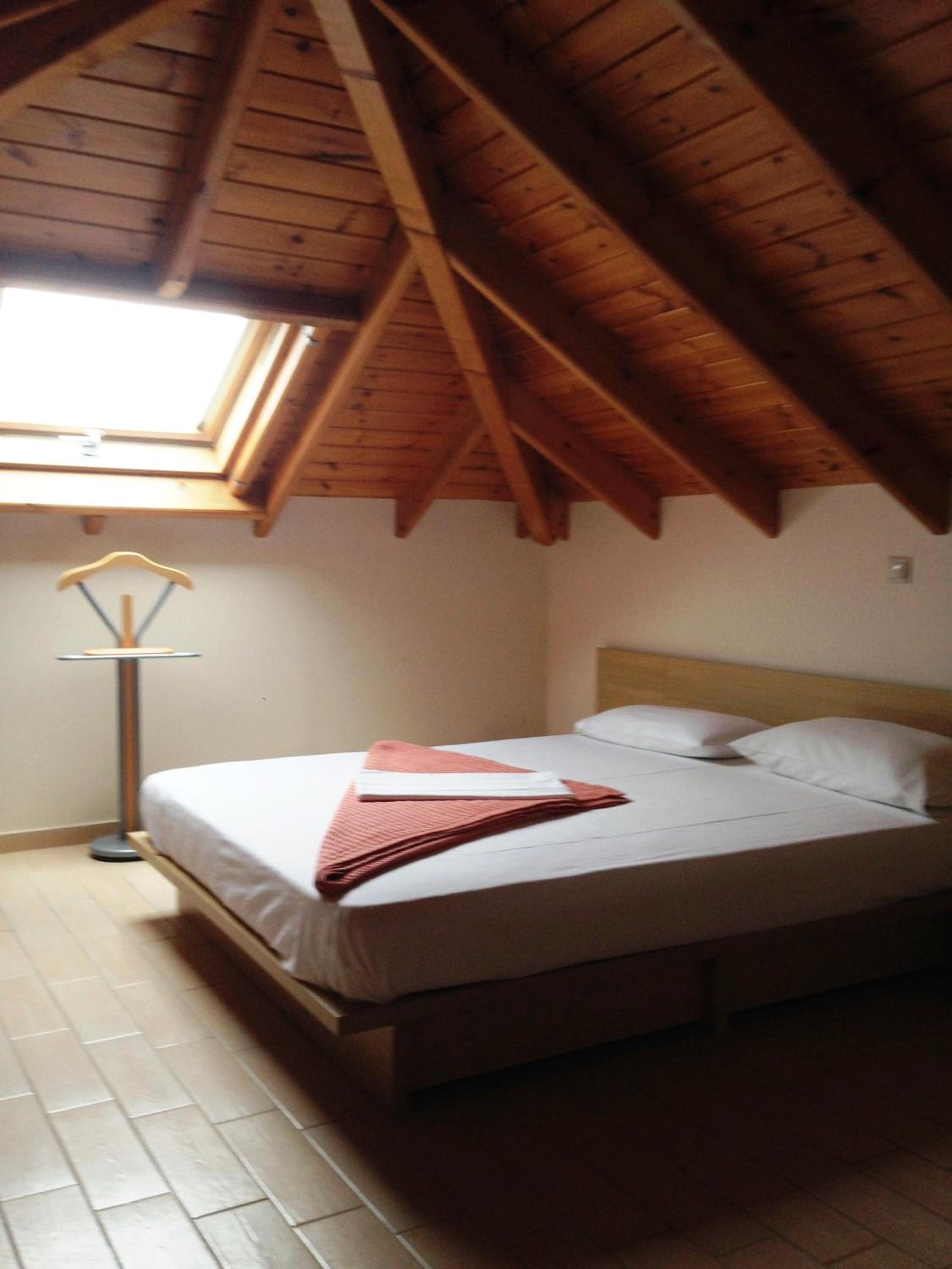 Kritikos Rooms
