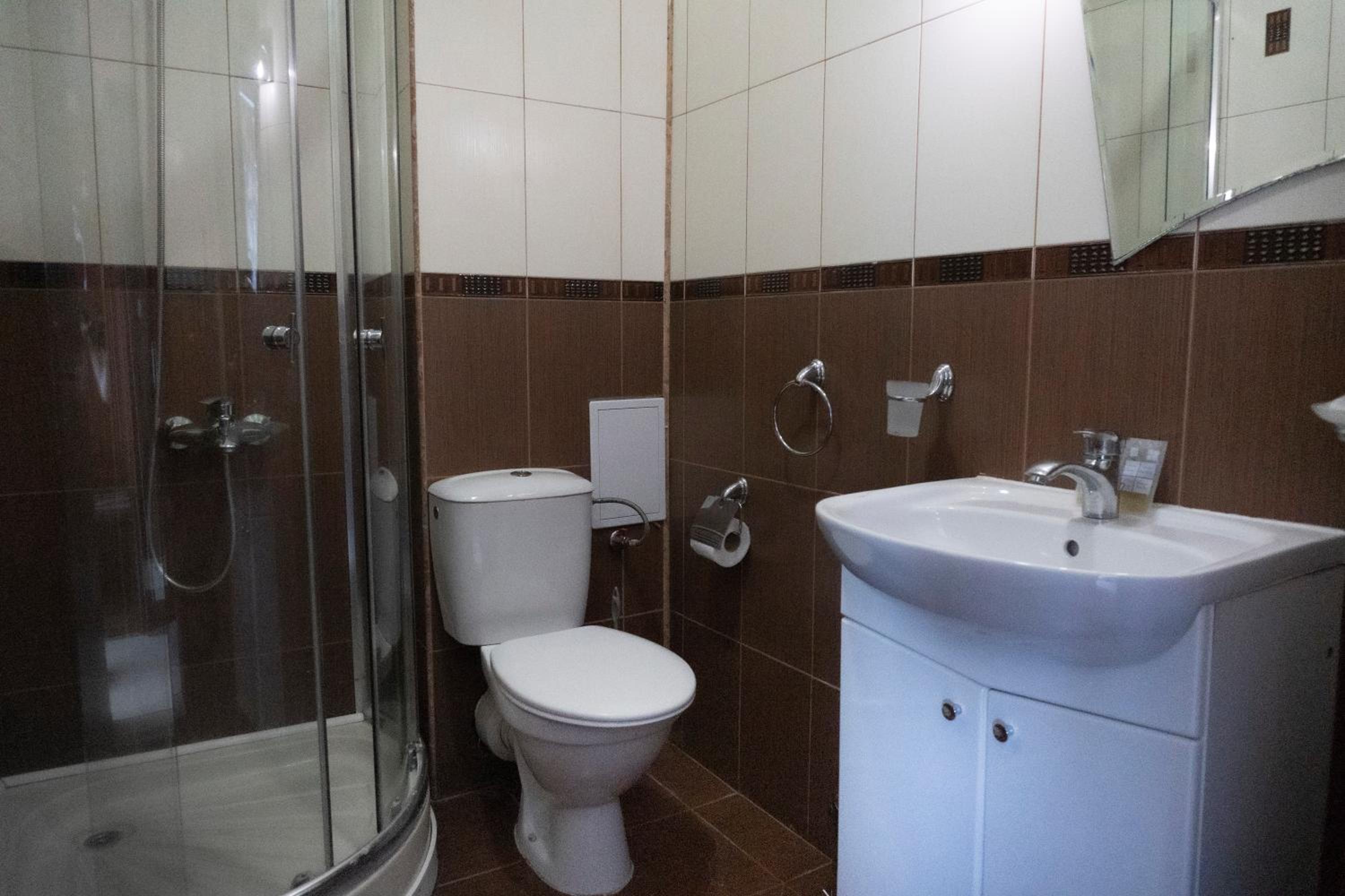 Deluxe Apartments Gallery 2 view 3