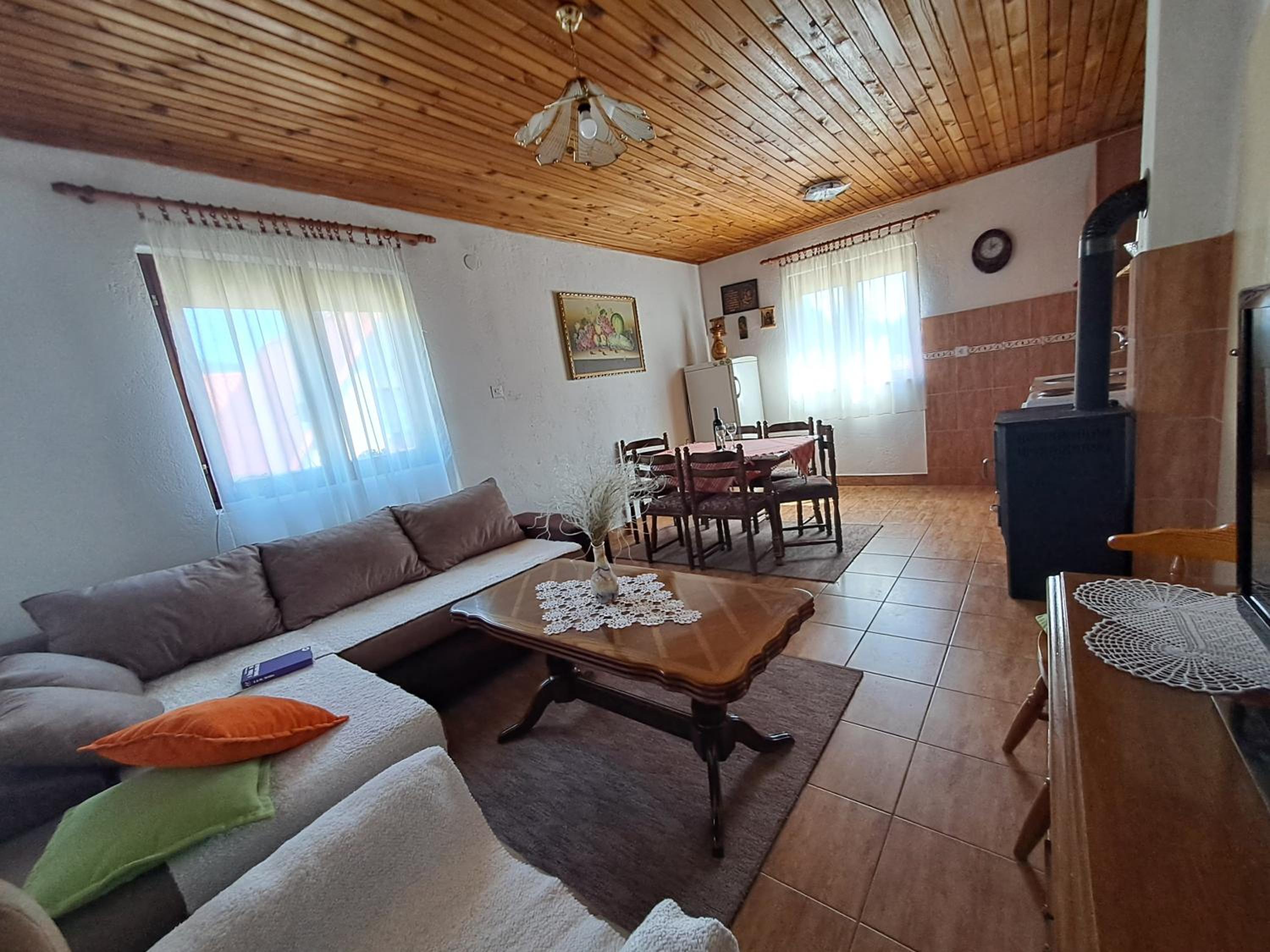 Vikendica Borje view 3