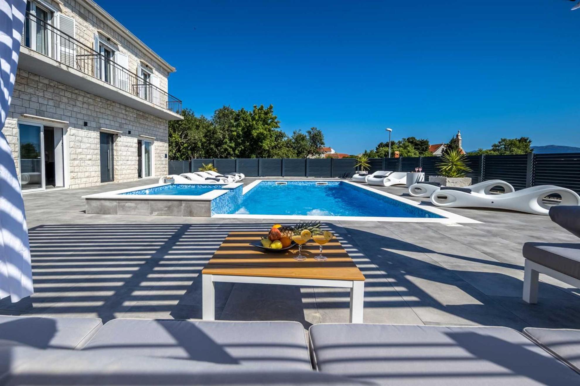 Luxury stone villa Tonka