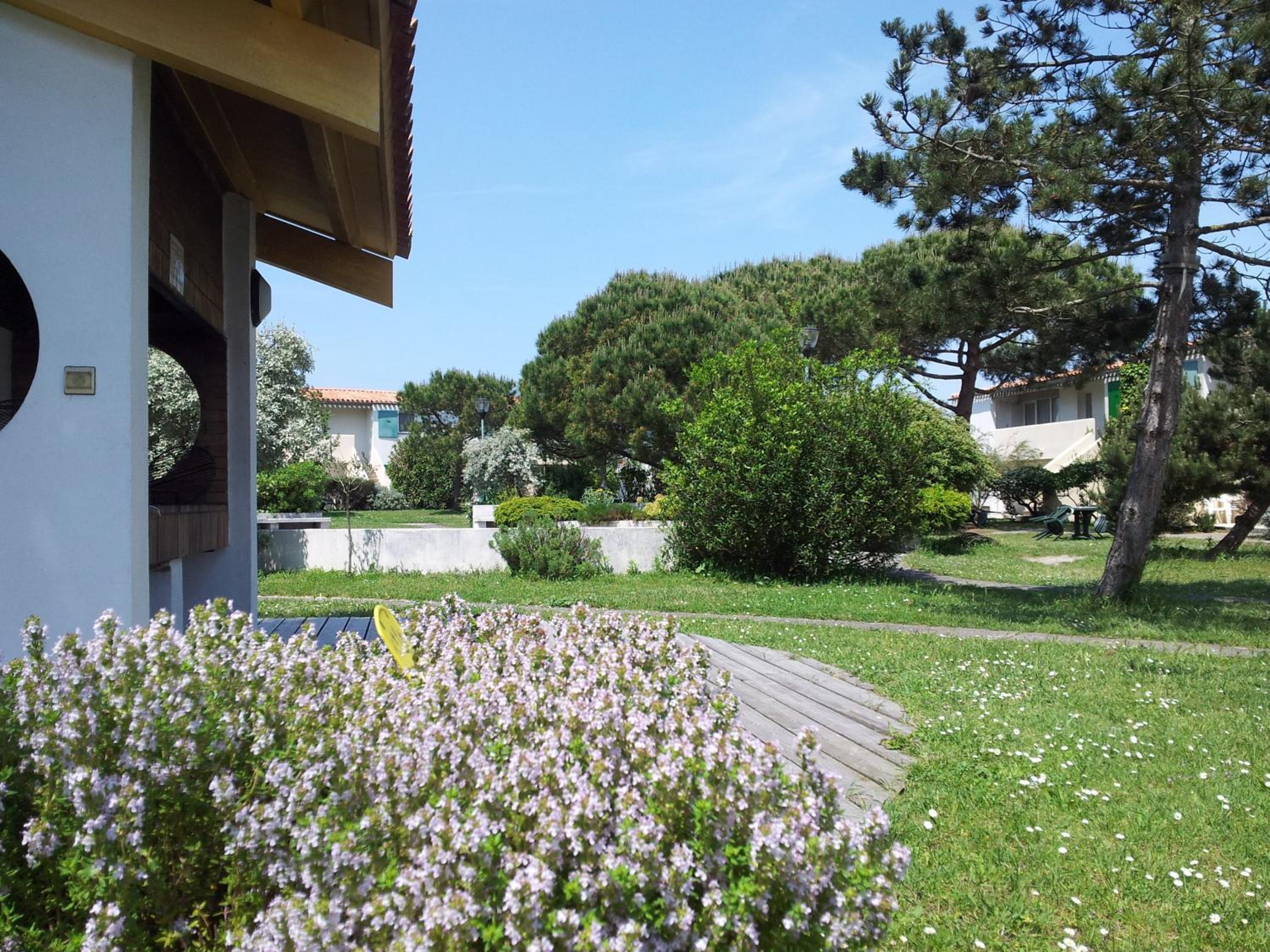 VVF Résidence Île de Ré Ars-en-Ré view 2