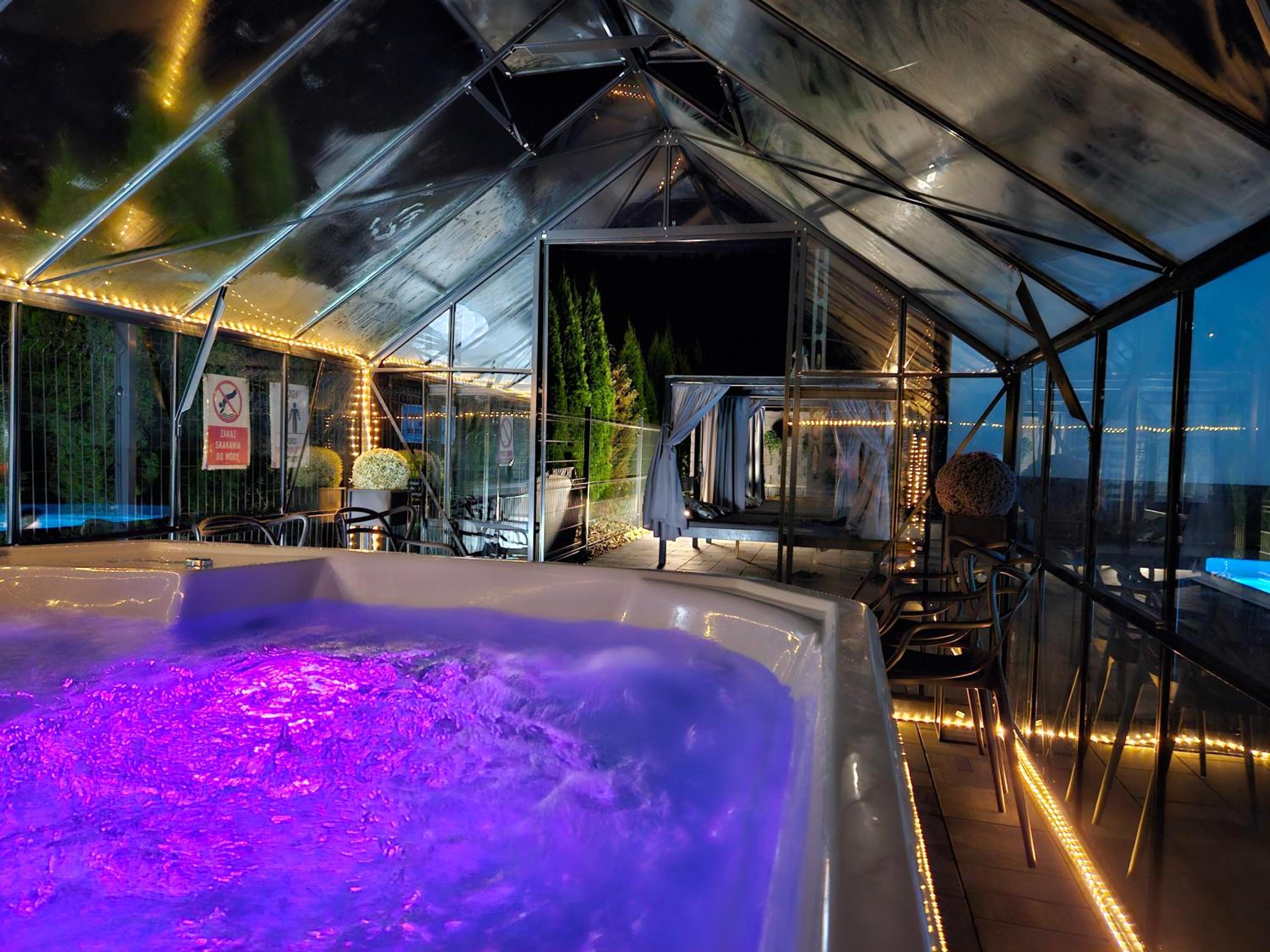Jacuzzi