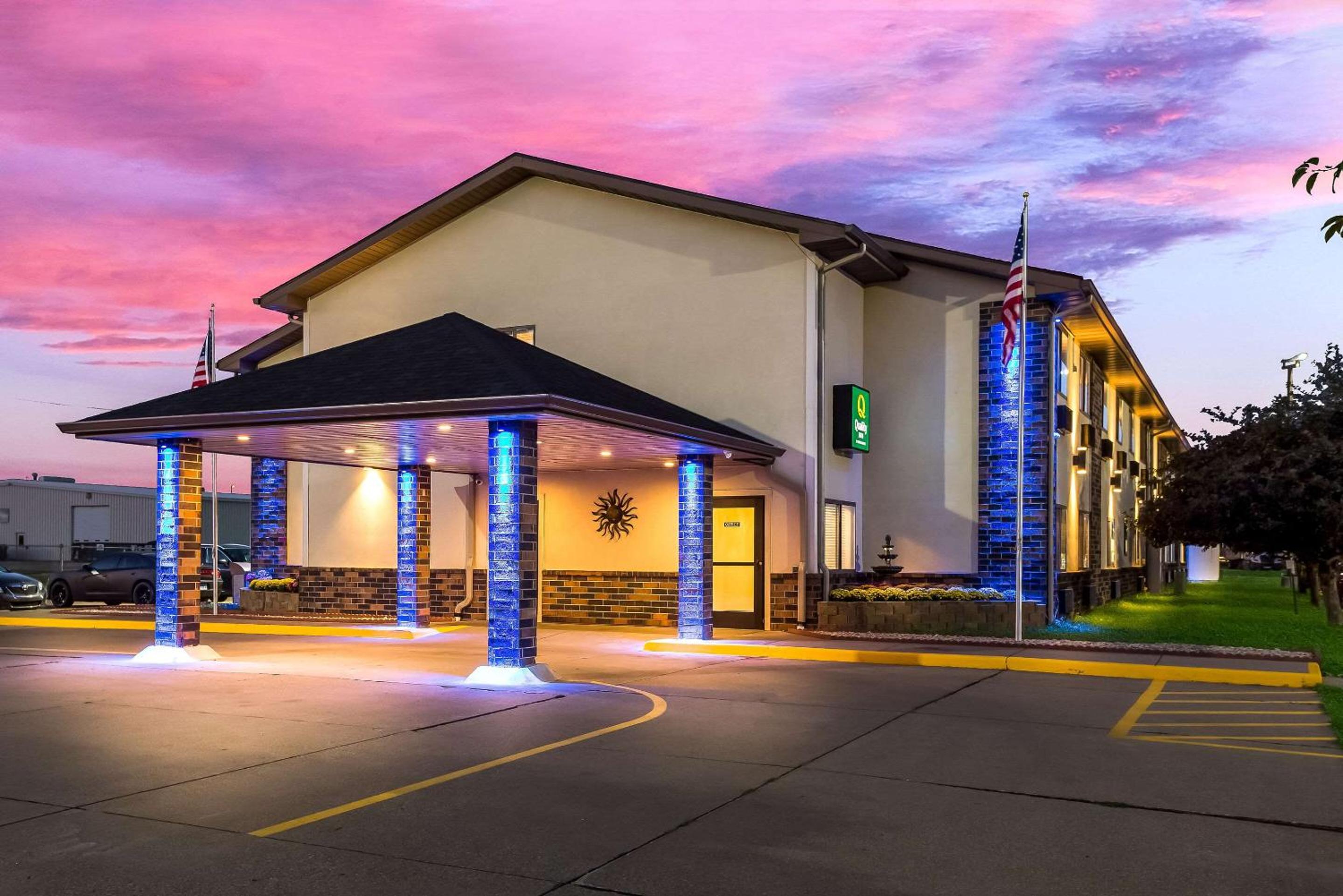 Galesburg Vacations - Quality Inn Galesburg near US Highway 34 and I-74 - Property Image 23