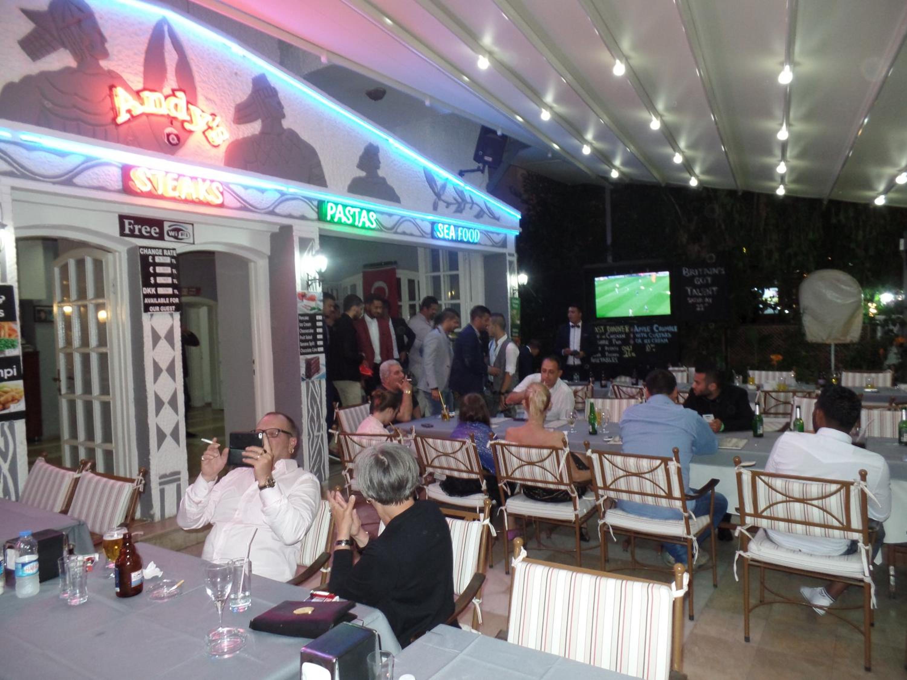 restaurant
