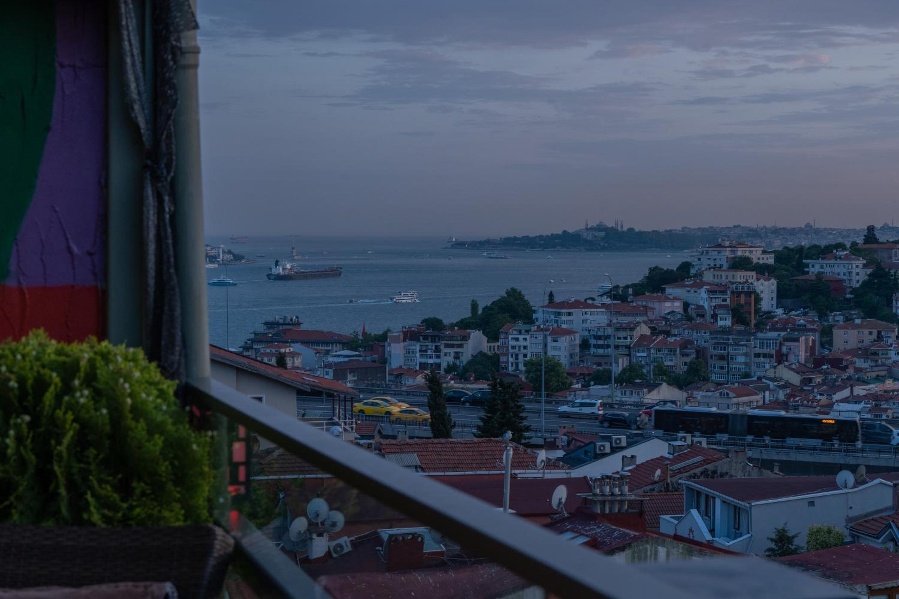 balcony