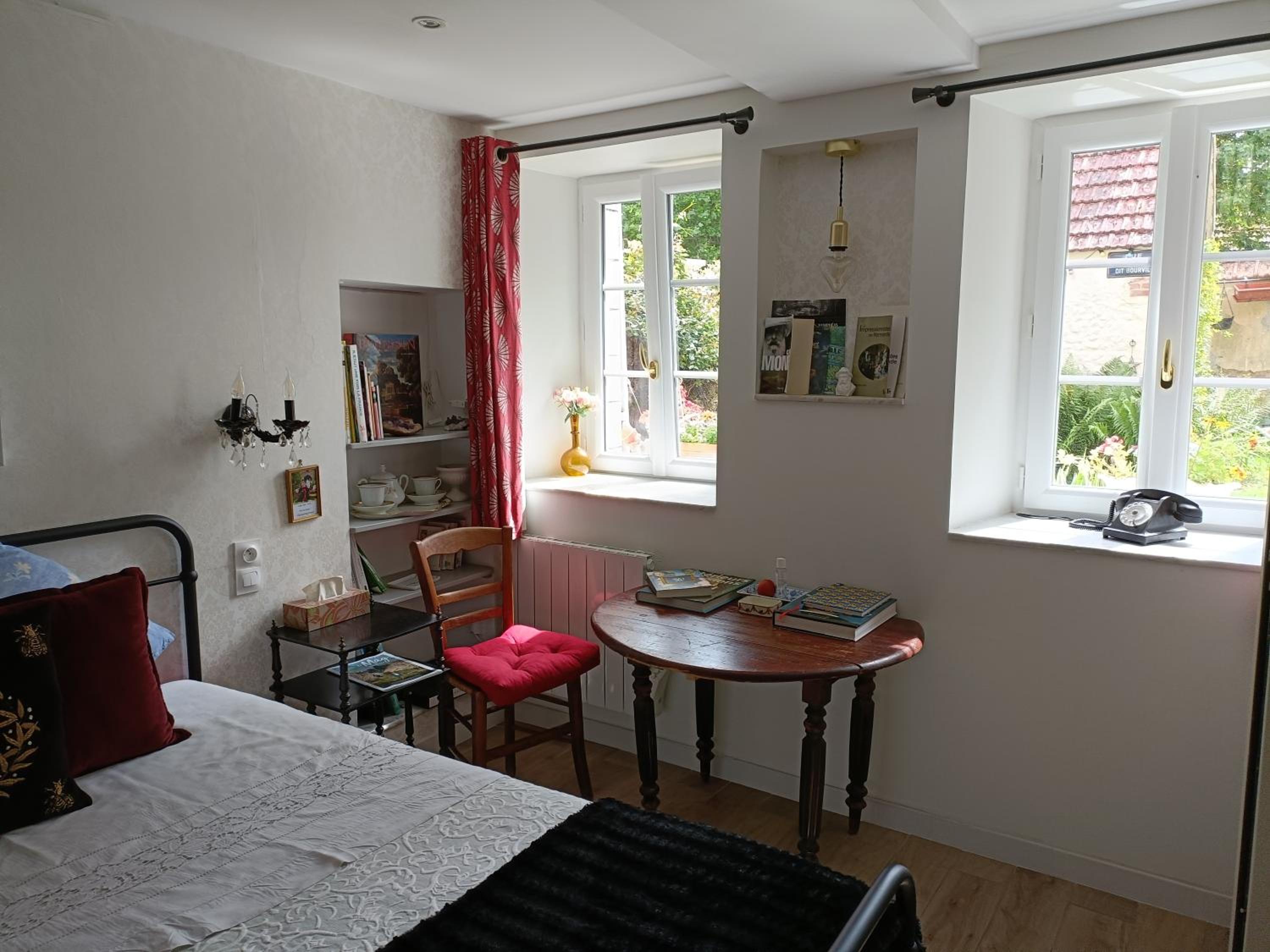 Photo 6
