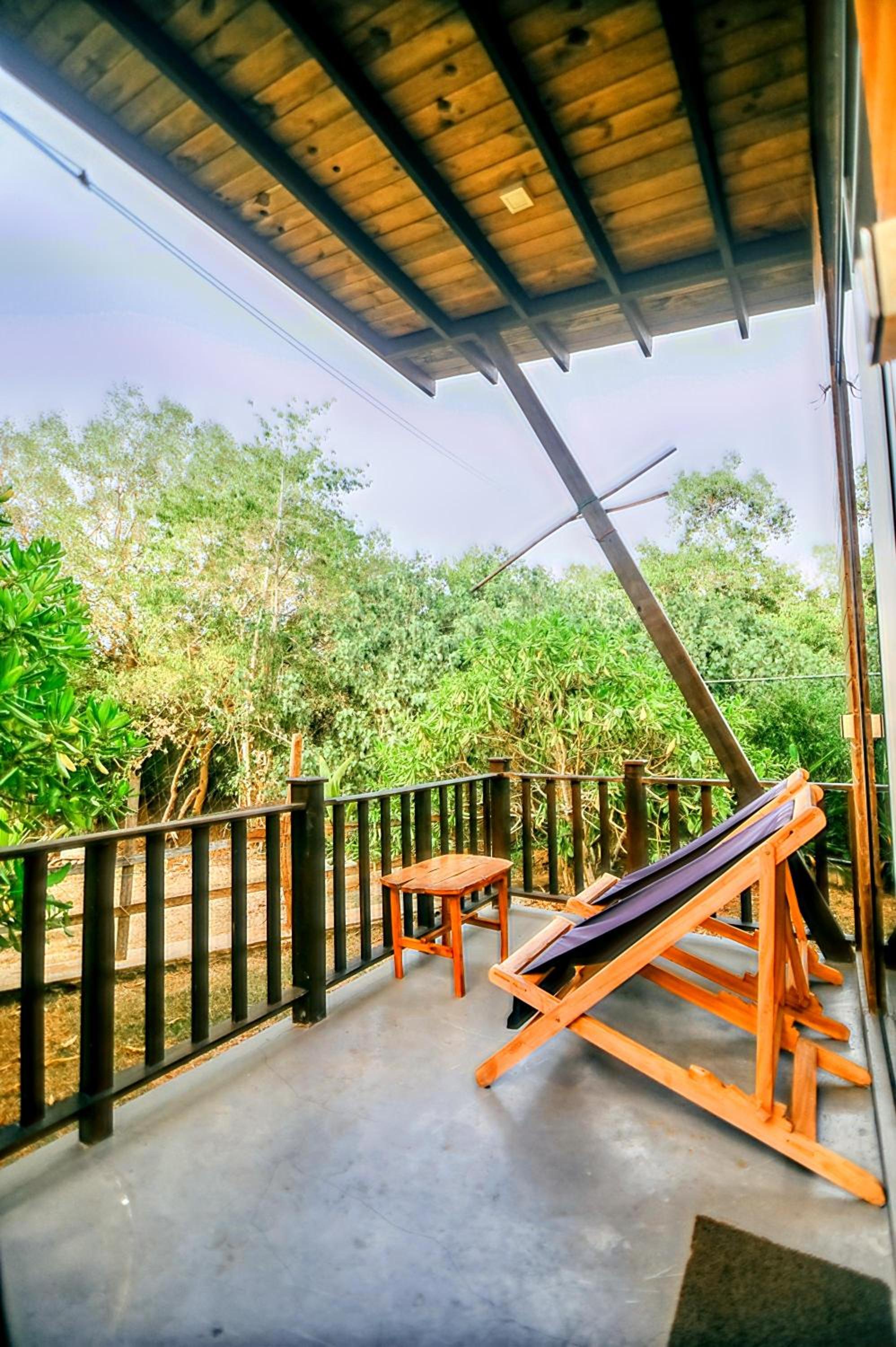 Southern Edge Cabanas