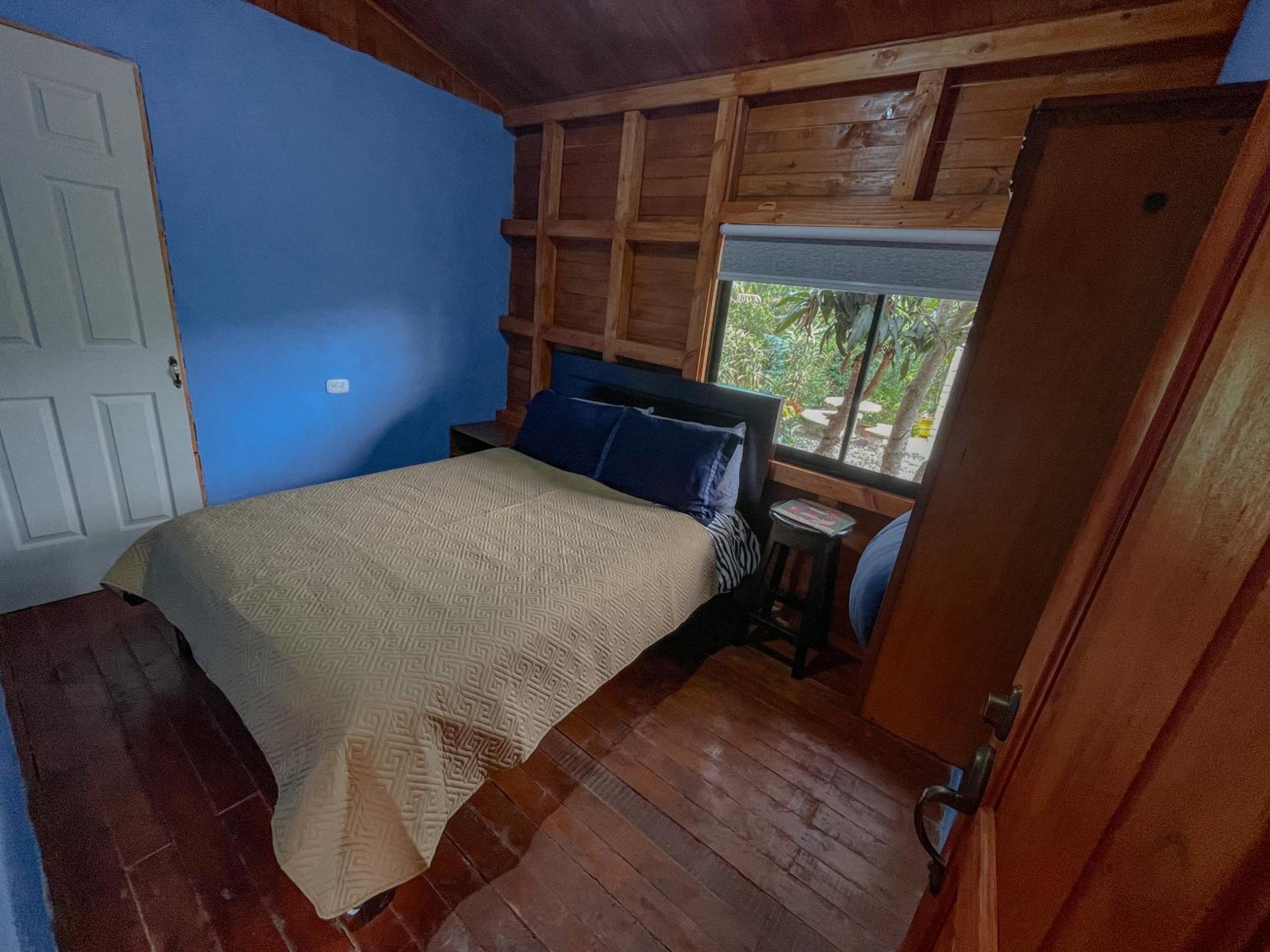 Cozy Woodcabin