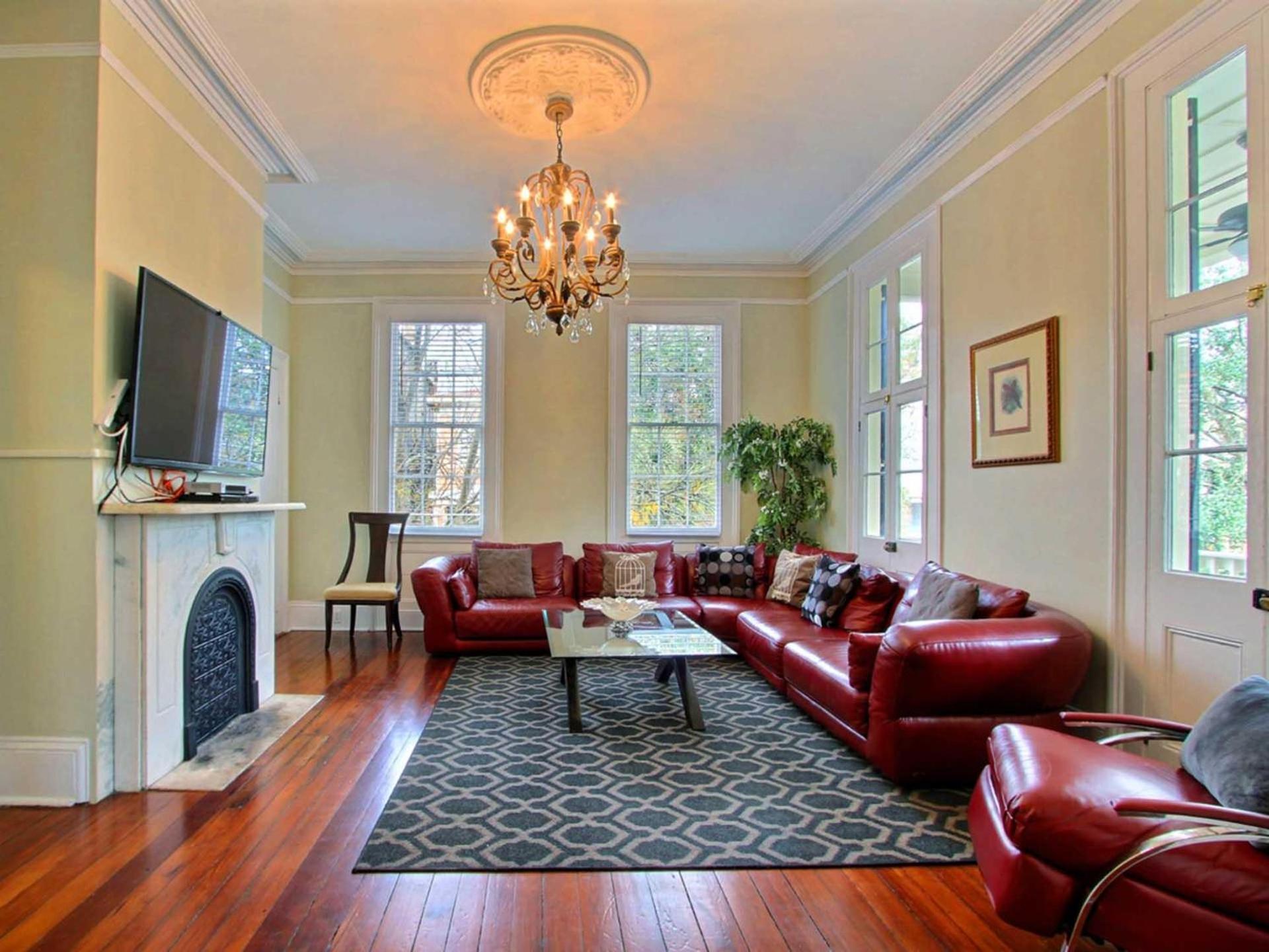 Forsyth Park West Mansion view 4