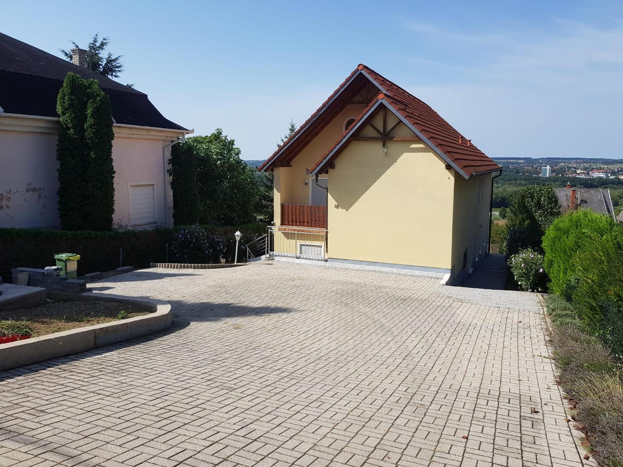 Haus Hibiskus view 3