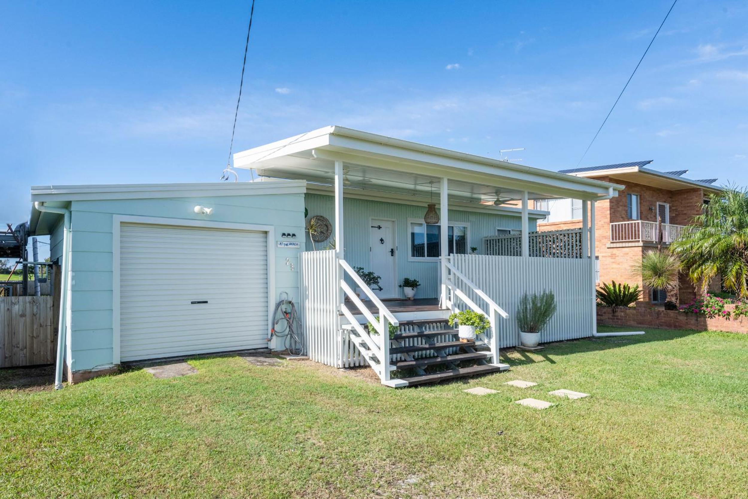 At The Beach Brooms Head-LJHooker Yamba