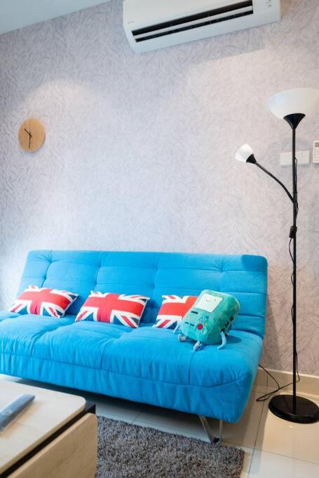 New Source KL Homestay, KLCC & MITEC 15Mins, (6-10 Pax)
