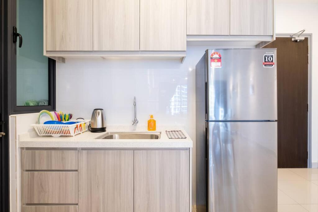 New Source KL Homestay, KLCC & MITEC 15Mins, (6-10 Pax)