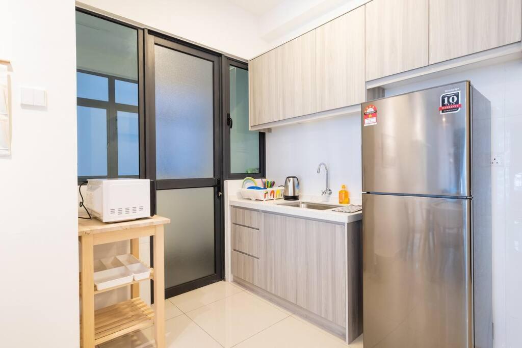 New Source KL Homestay, KLCC & MITEC 15Mins, (6-10 Pax)