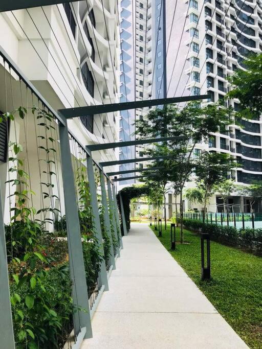 New Source KL Homestay, KLCC & MITEC 15Mins, (6-10 Pax)