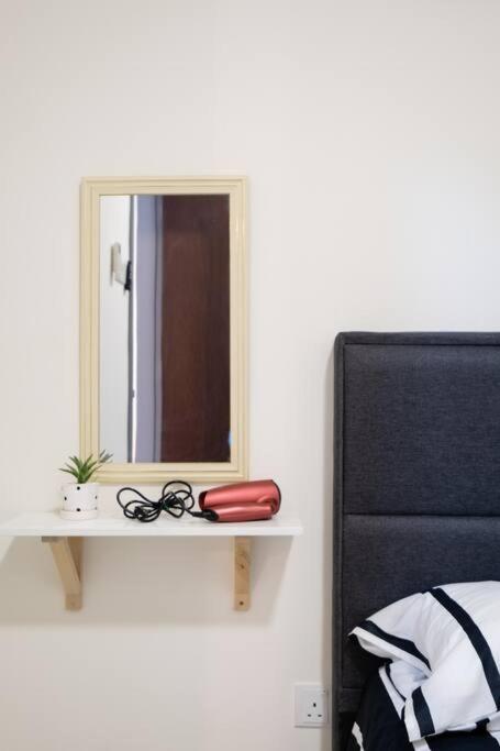 New Source KL Homestay, KLCC & MITEC 15Mins, (6-10 Pax)