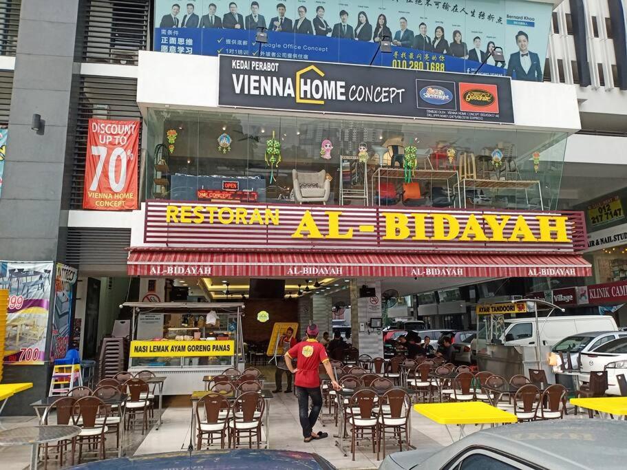 New Source KL Homestay, KLCC & MITEC 15Mins, (6-10 Pax)