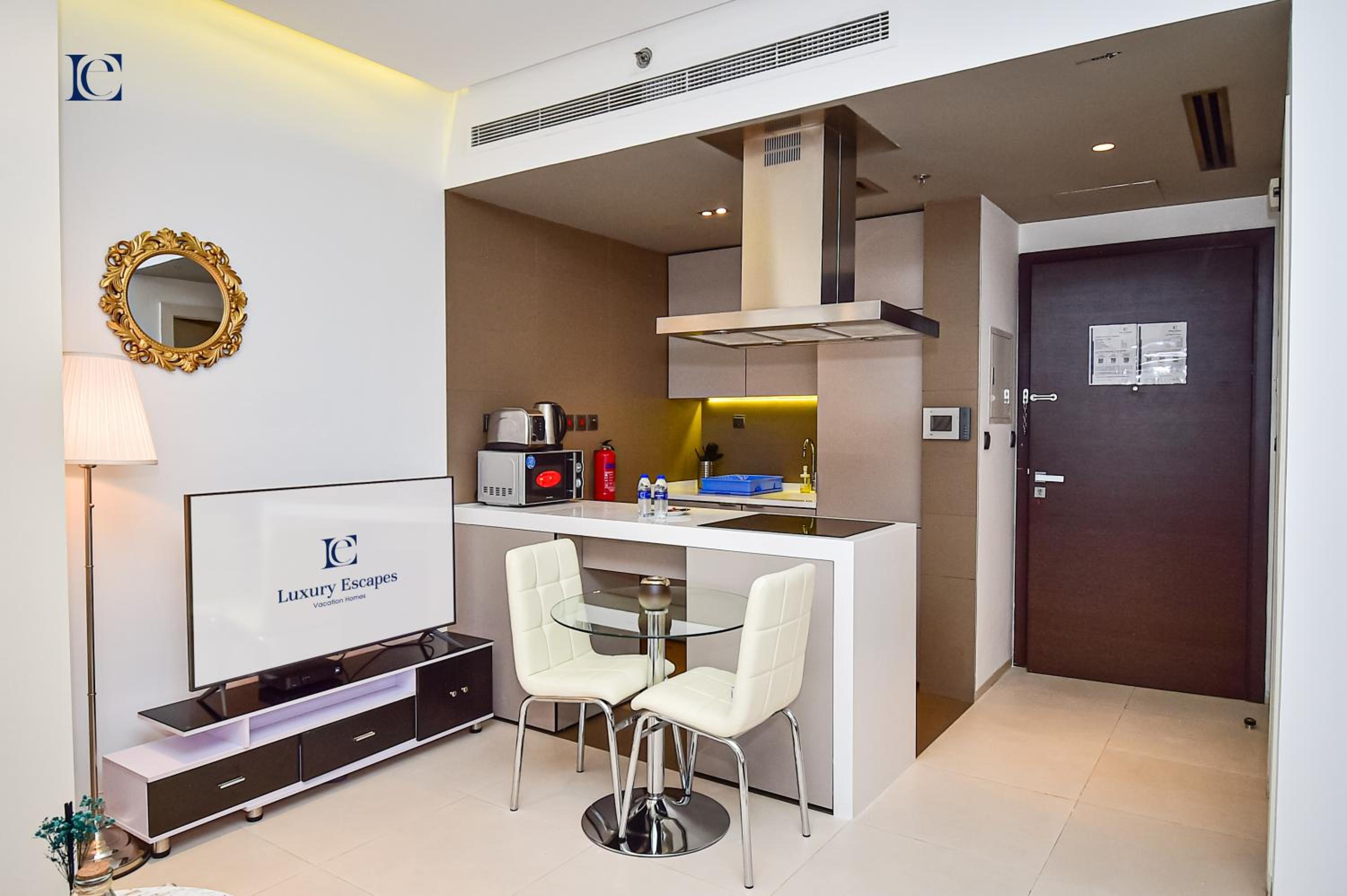 AST - Modern studio in Dubai Marina photo 3