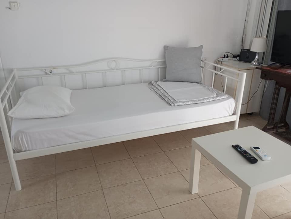 Olga Studios Apartment