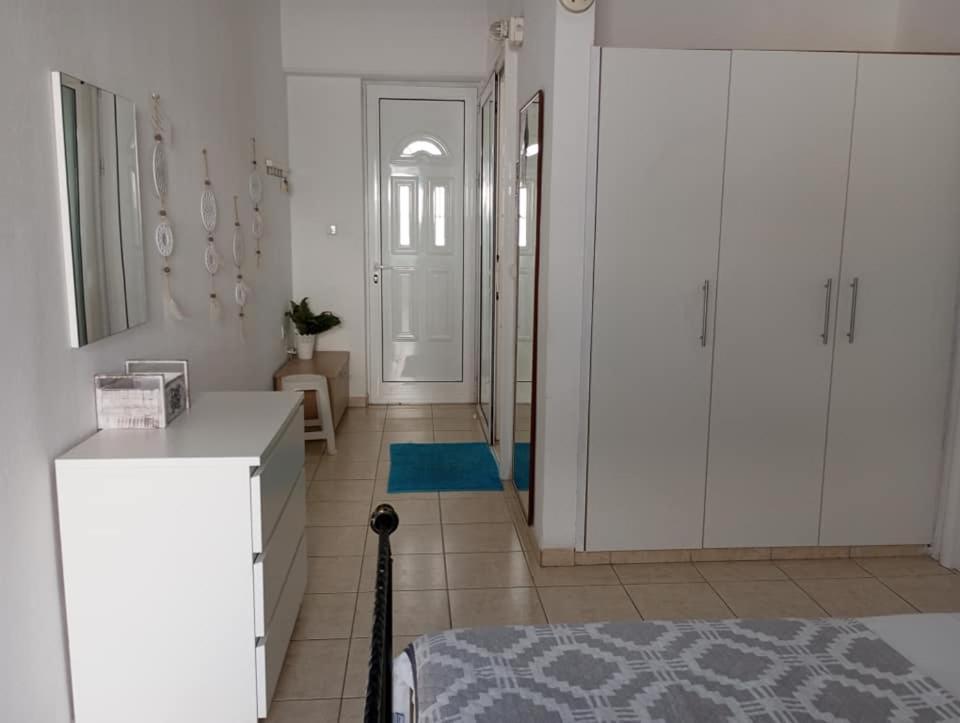 Olga Studios Apartment