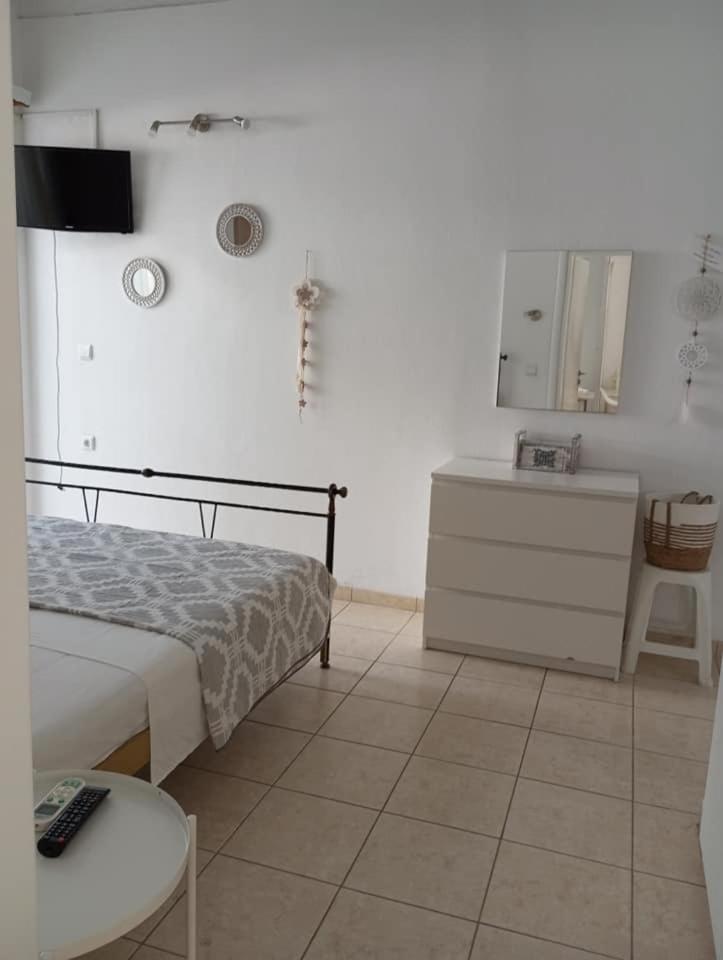 Olga Studios Apartment