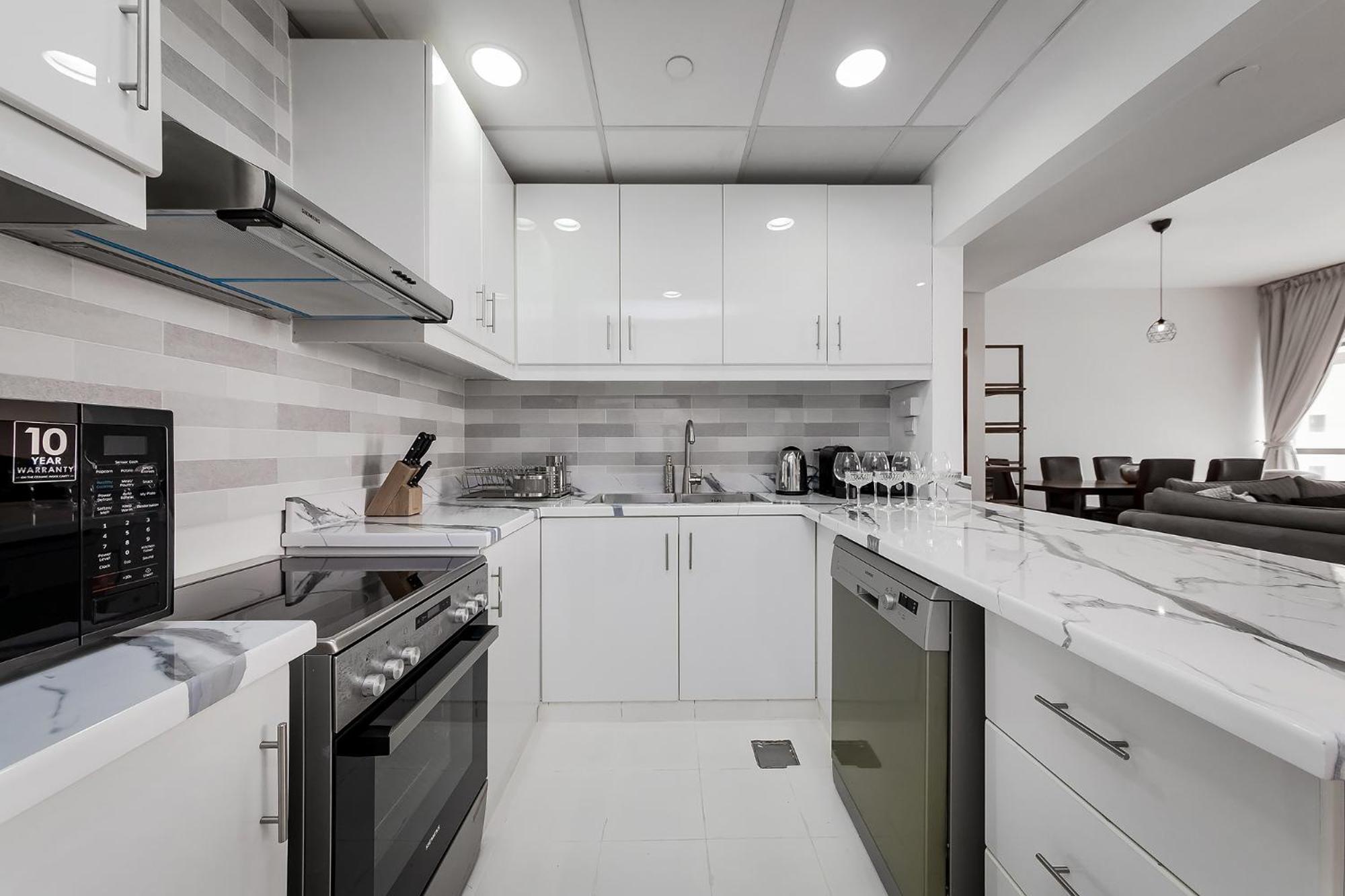 Luxury 2BR at Rimal 3