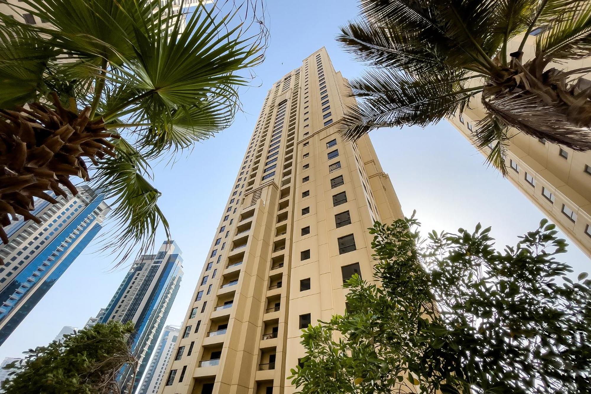 Luxury 2BR at Rimal 3