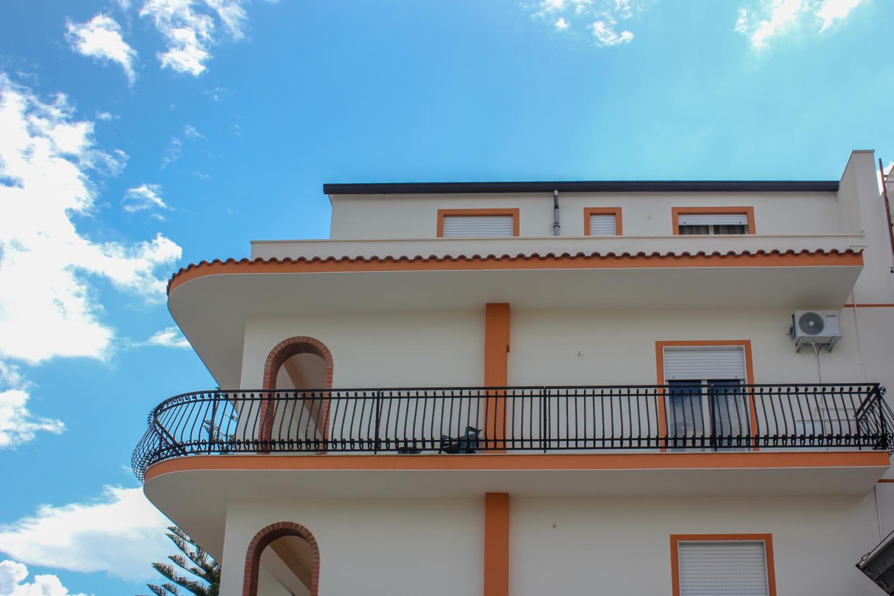 Perriera House view 5
