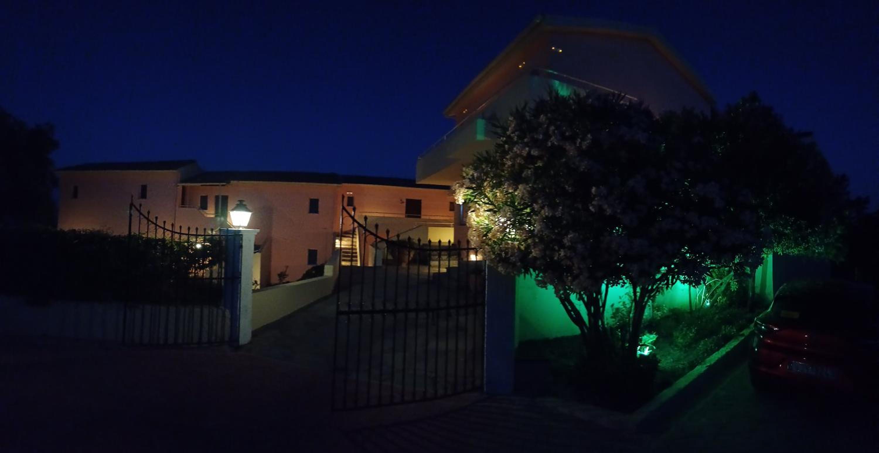 Penelope Apartment Hotel