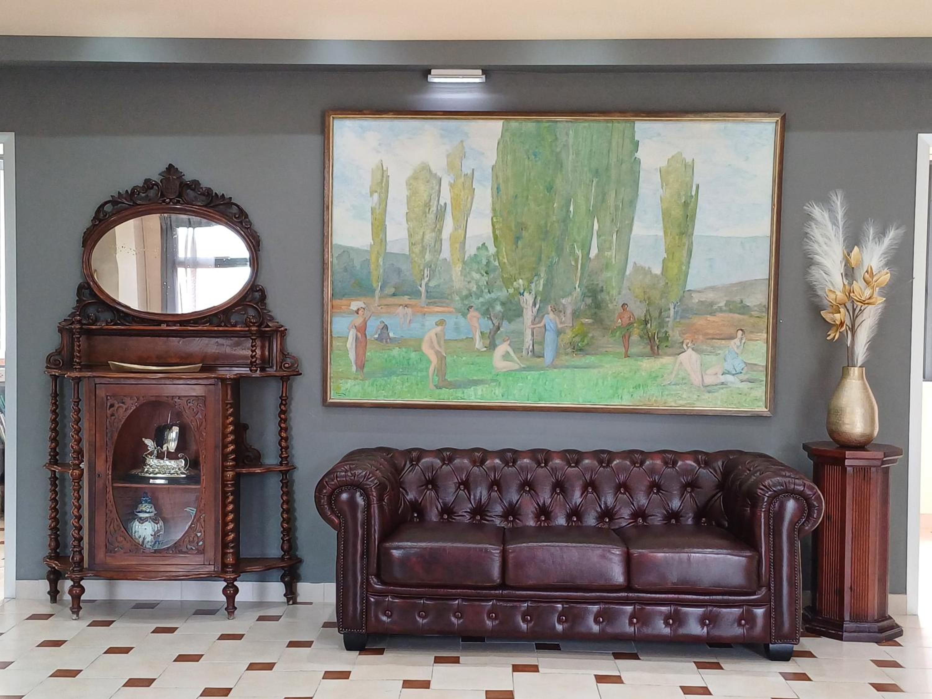 Penelope Apartment Hotel
