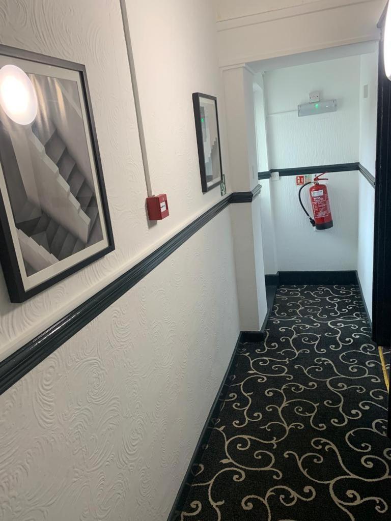 Hartlepool Vacations - Trinity Guest House - Property Image 17