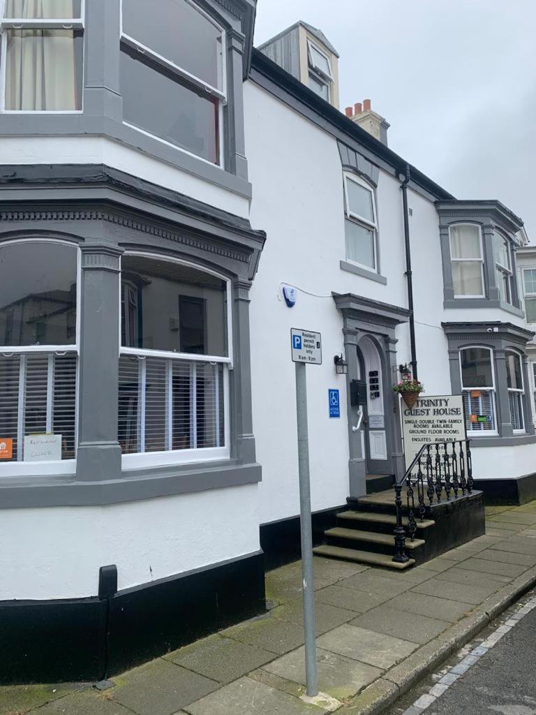 Hartlepool Vacations - Trinity Guest House - Property Image 15