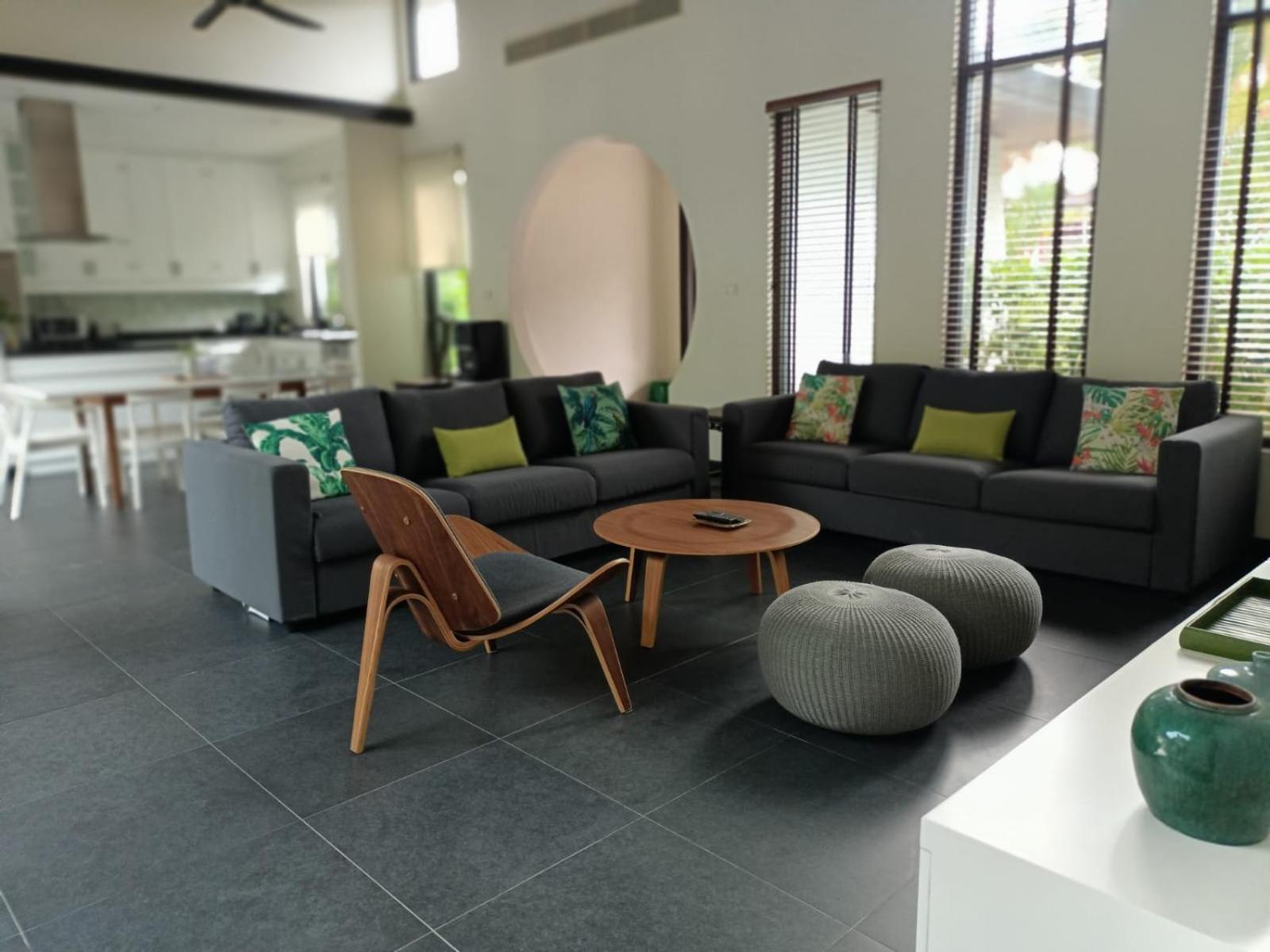 Beautiful villa walking distance from Bangtao Beach view 5
