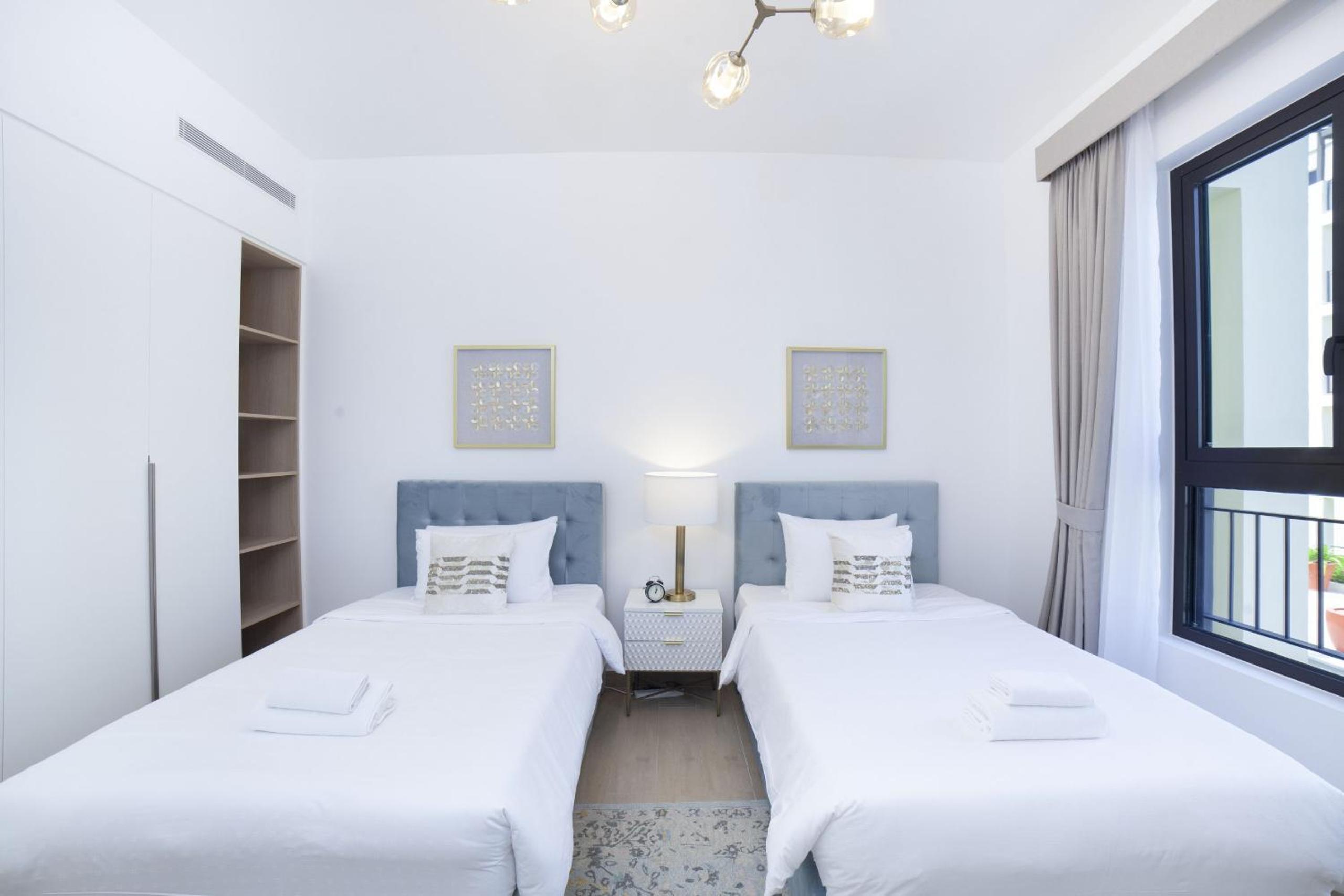 Sophisticated 2BR in La Cote, Port de La Mer