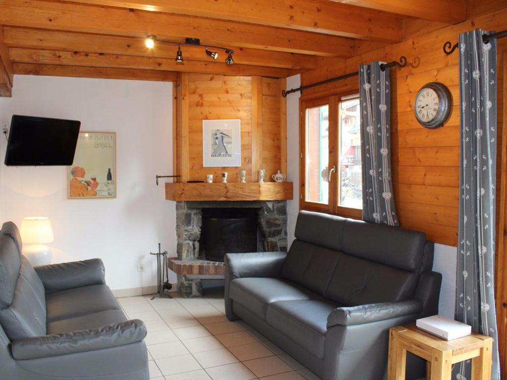 Chalet Negritelles 1 view 3