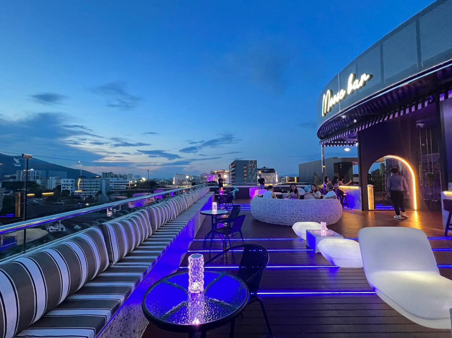 Moose Hotel Nimman 17