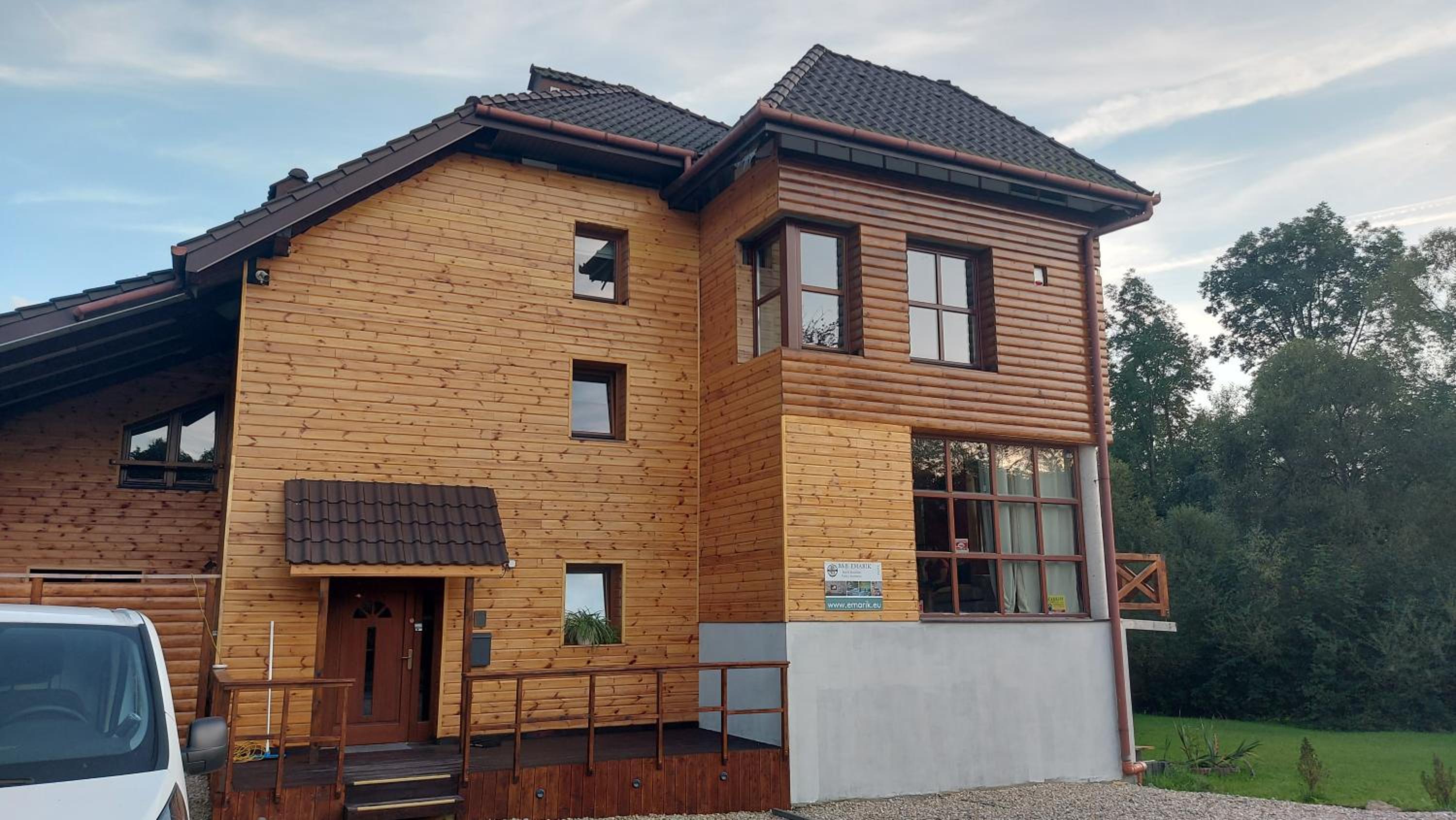 B&B Emarik view 5