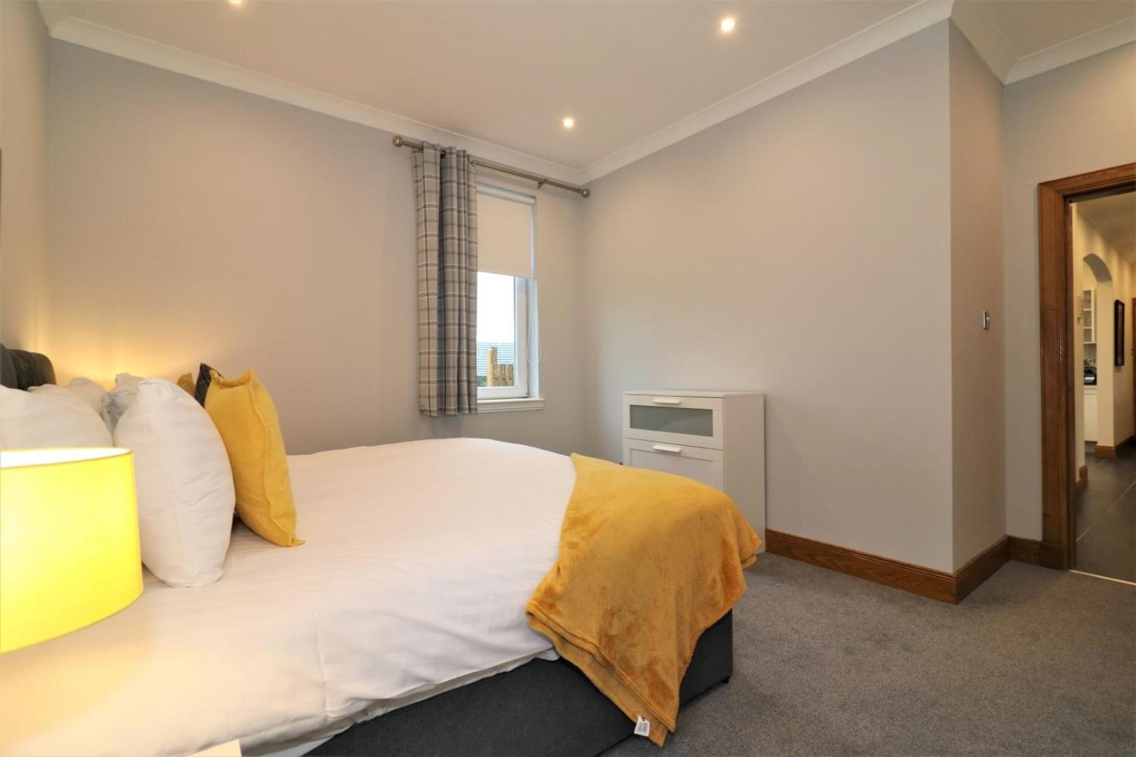 Greenlees Clubhouse 3 Bed view 5