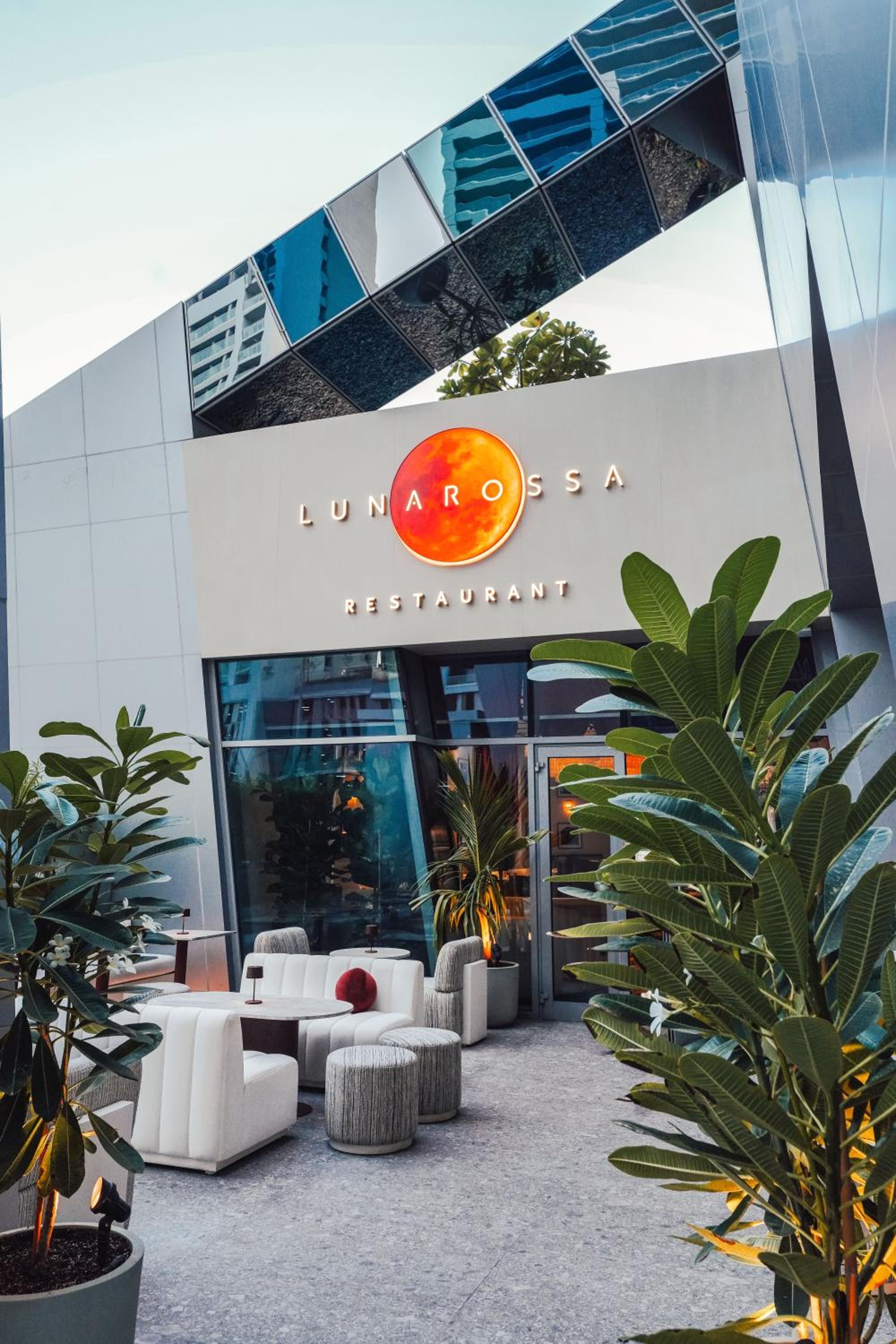 Lusso Hometels J One Business Bay — 24