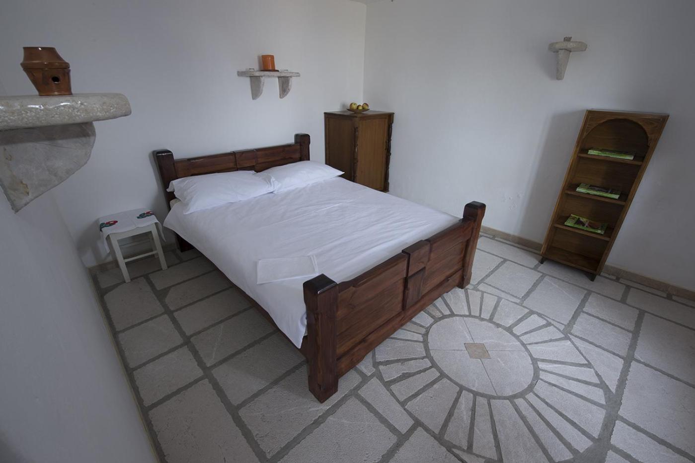 Mountain Cottage Mons Baebius