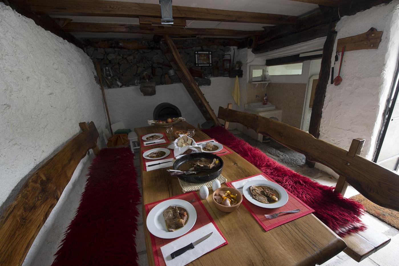 Mountain Cottage Mons Baebius