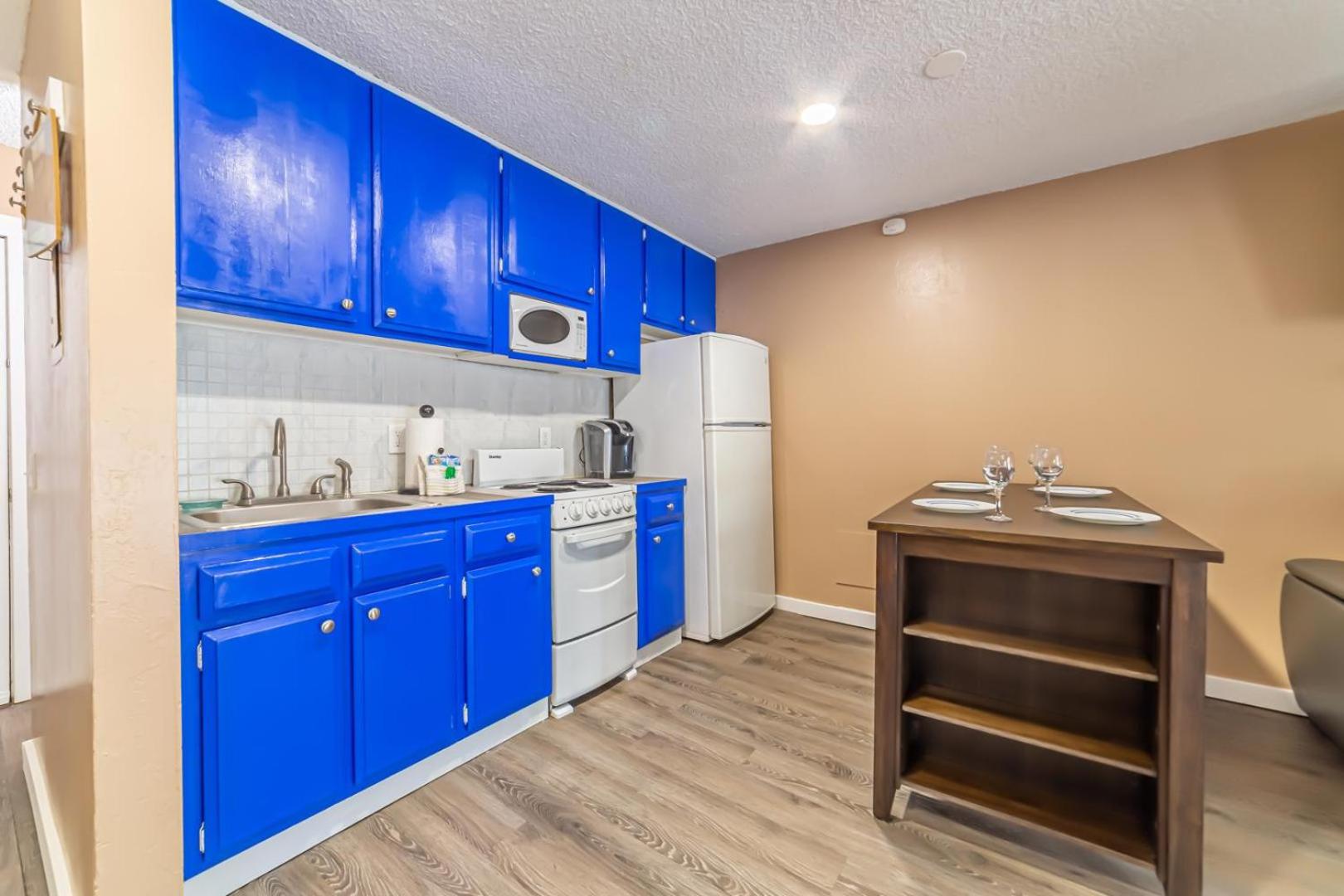#520-Charming Studio in the Heart of Mammoth view 2