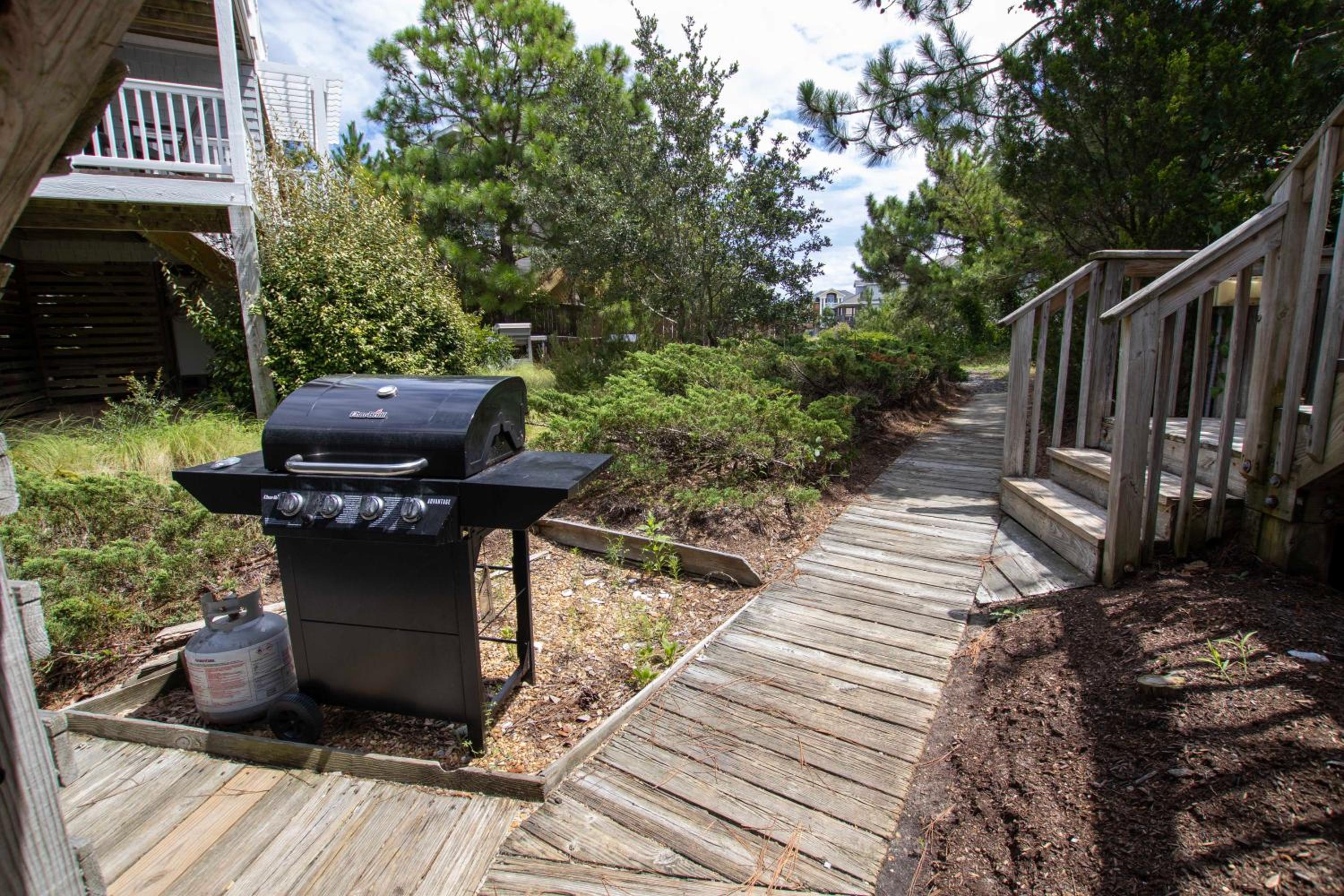 137, Sandpiper- Oceanside, Hot Tub, Close to Beach and Community Amenities!
