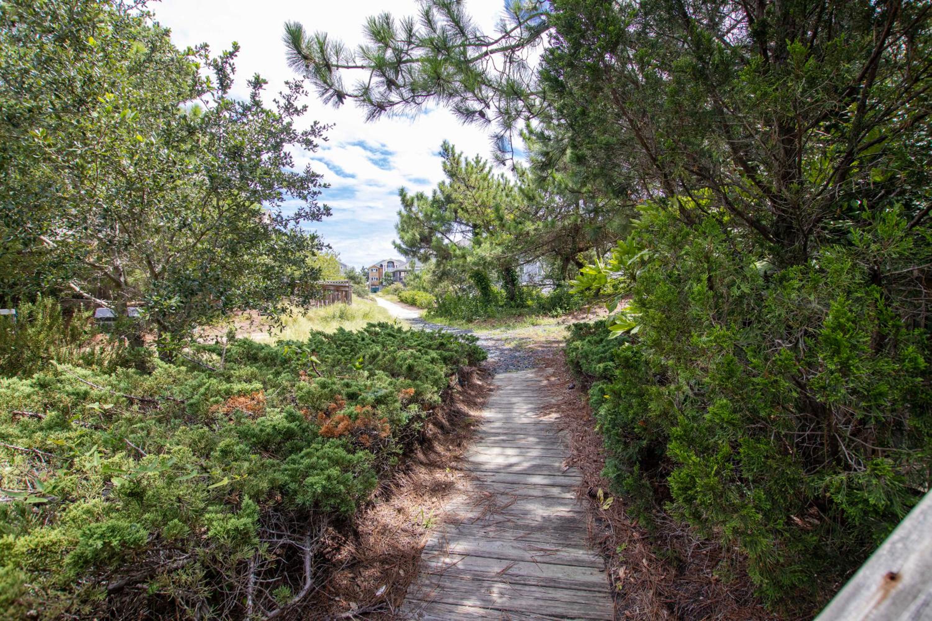 137, Sandpiper- Oceanside, Hot Tub, Close to Beach and Community Amenities!