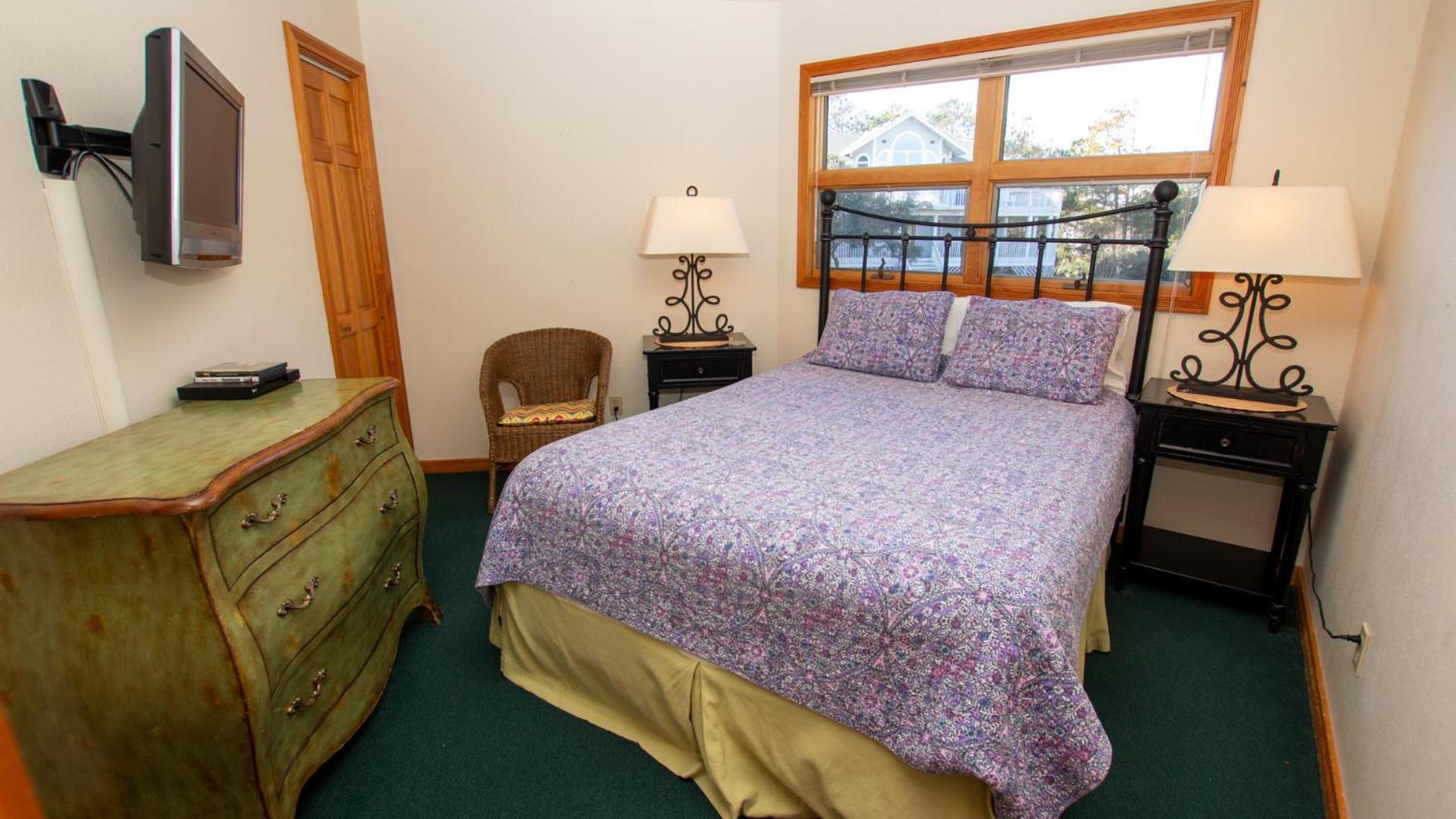 137, Sandpiper- Oceanside, Hot Tub, Close to Beach and Community Amenities!