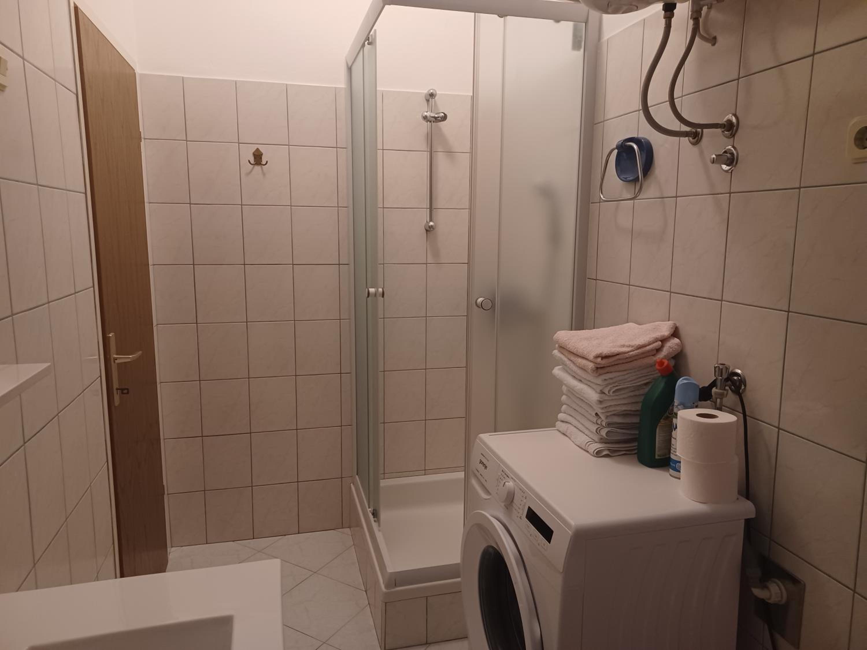 Photo 43