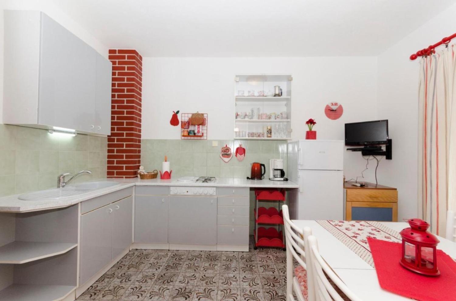 Apartments Sim - 130 m from sea