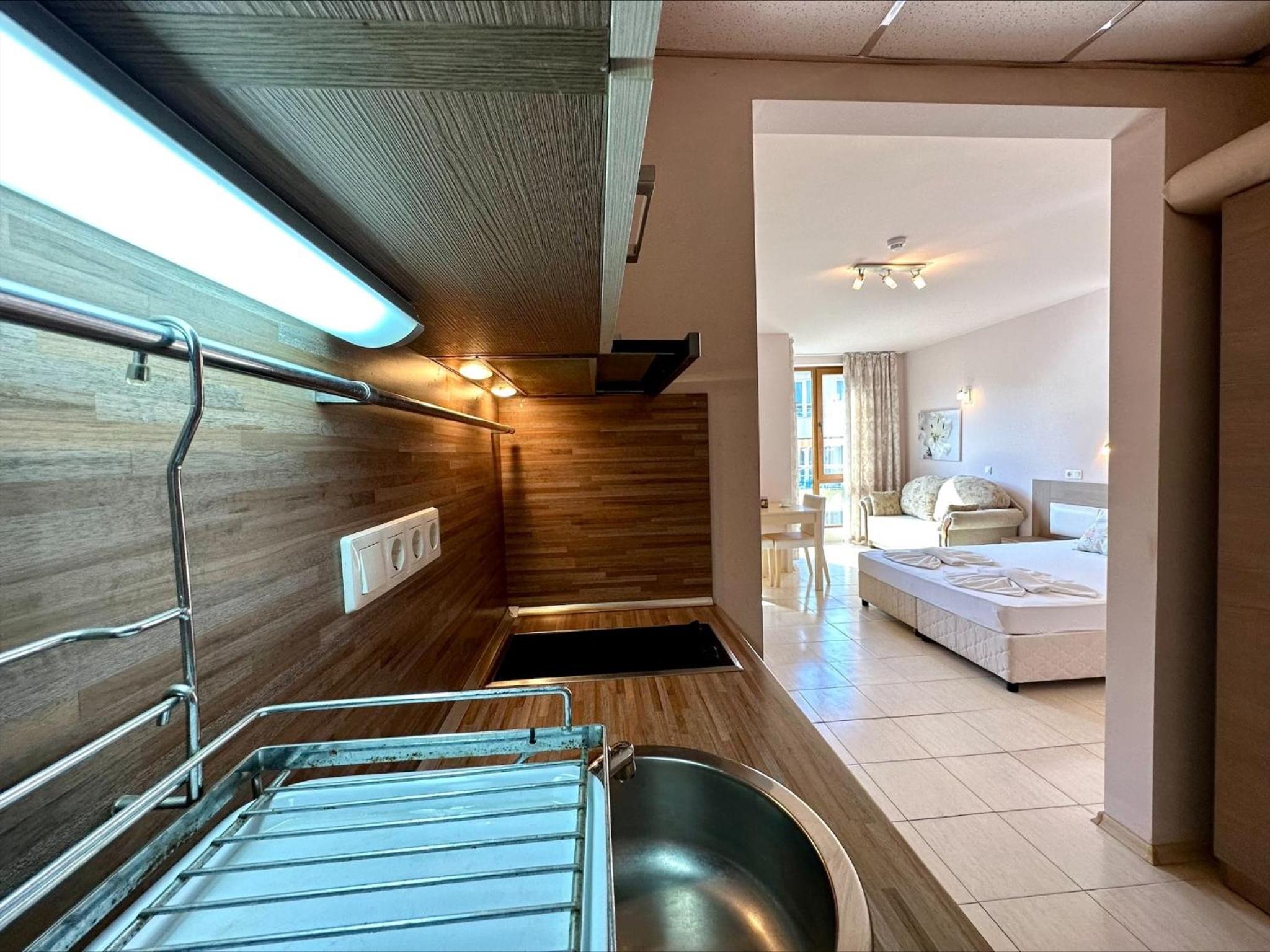 Pomorie Bay - Menada Apartments