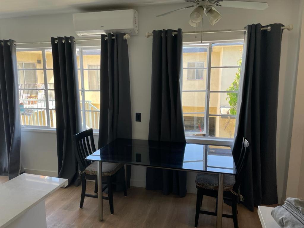 Renovateed Two-Bedroom Apartment in Santa Monica